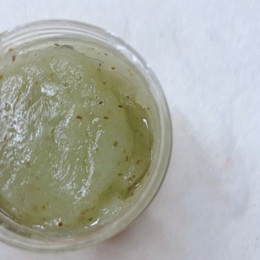 SUGAR BODY SCRUB 　BASIL&BERGAMOT/AROMATICA/ボディスクラブを使ったクチコミ（2枚目）