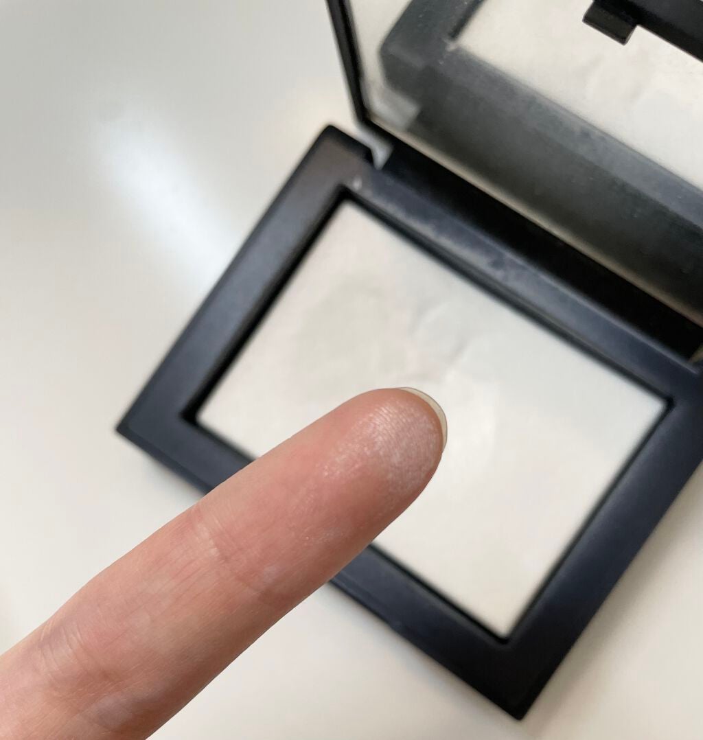 ライトリフレクティングセッティングパウダー プレスト N/NARS/プレストパウダーを使ったクチコミ(3枚目)