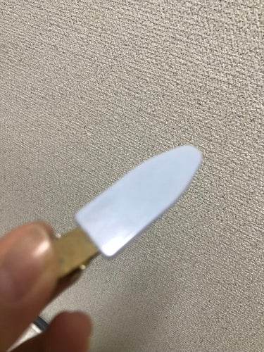 ダイソーで買った前髪クリップ、あとがつかなくて便利！メイクや洗顔いろんなシーンで使っています。