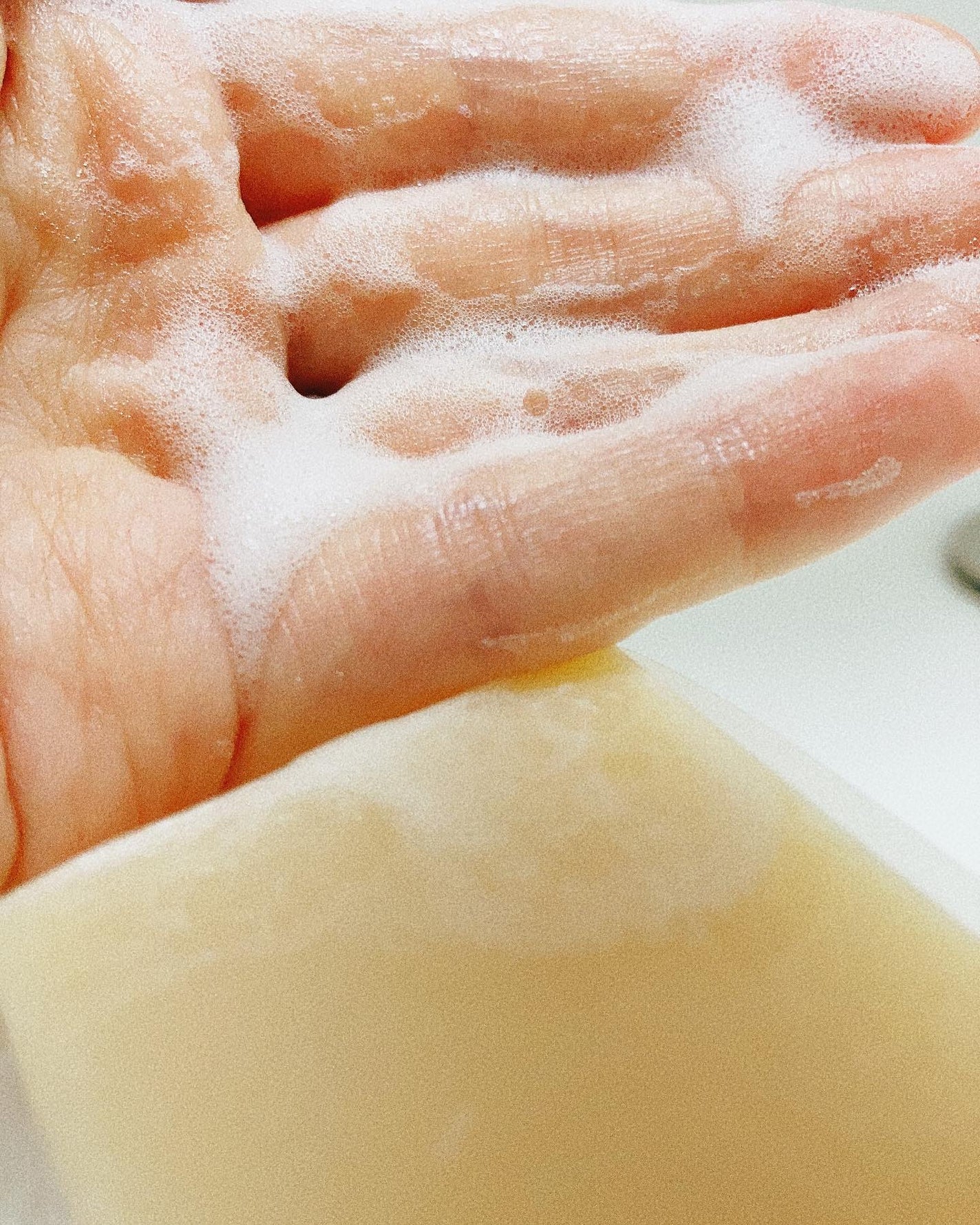 手作り洗顔石鹸 アンティアン クイーン オブ ソープ 「ラベンダーハニー」/アンティアン/洗顔石鹸を使ったクチコミ(3枚目)