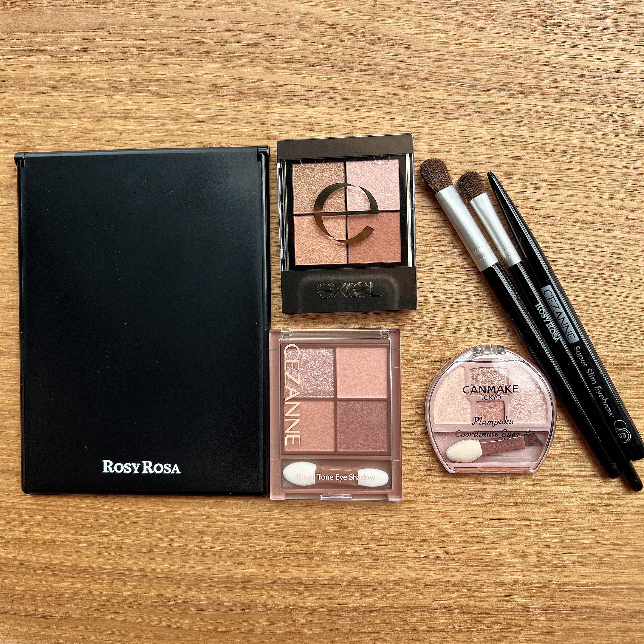 アイシャドウブラシセット/ロージーローザ/メイクブラシを使ったクチコミ（2枚目）