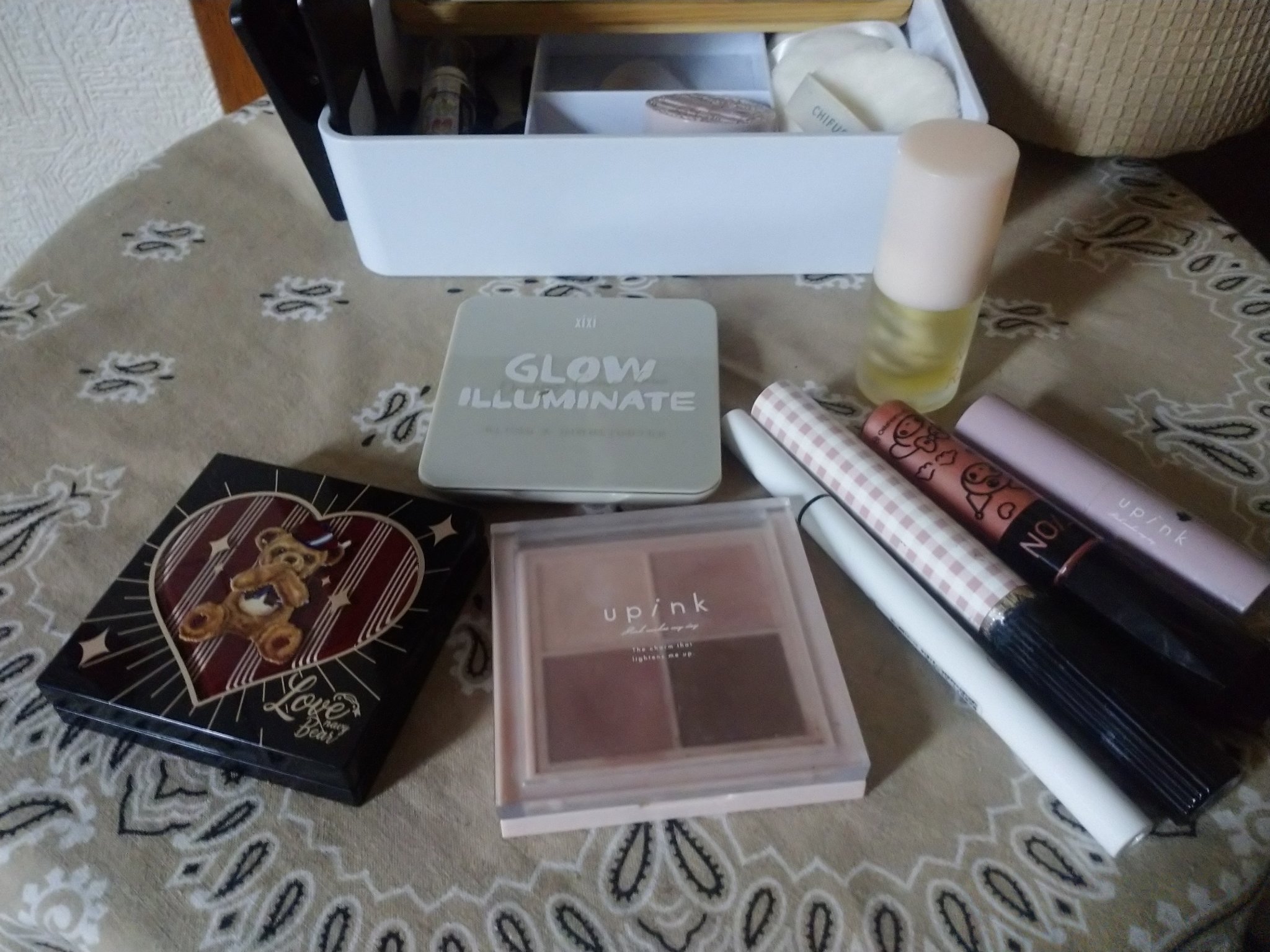 シャインオンステージアイパレット/upink/アイシャドウパレットを使ったクチコミ（2枚目）