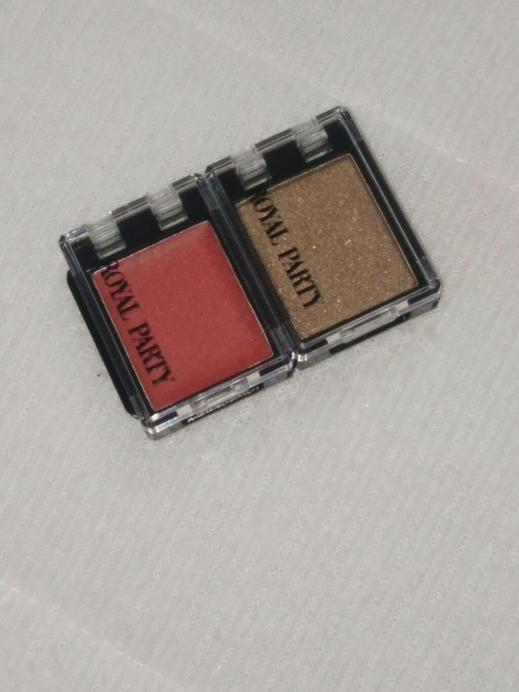 ロイヤルパーティー カスタムアイシャドウ ２Ｐ/DAISO/ジェル・クリームアイシャドウを使ったクチコミ（2枚目）