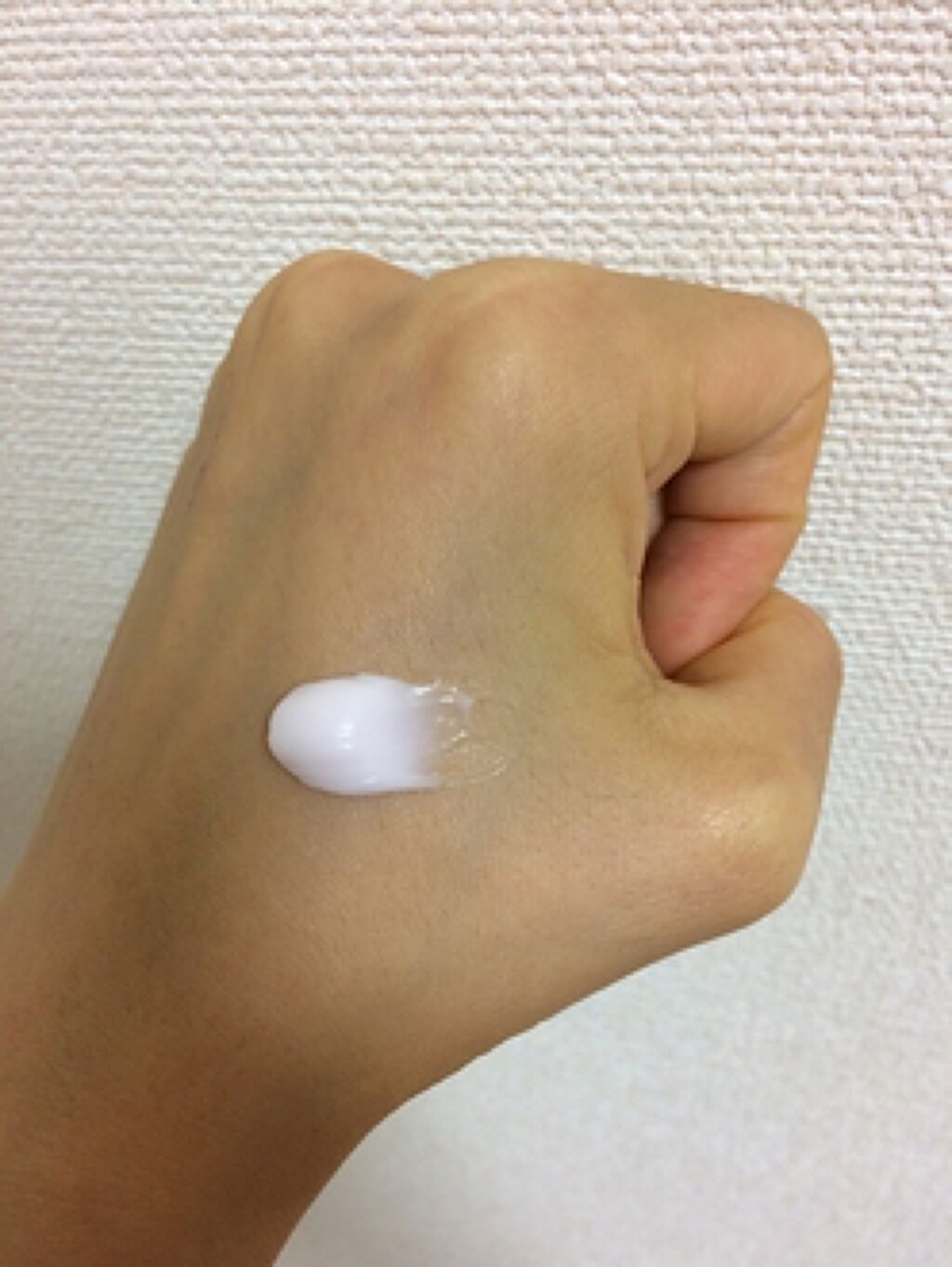 ボムバストクリーム リッチ/PEACH JOHN/バストケア・ヒップケアを使ったクチコミ(2枚目)