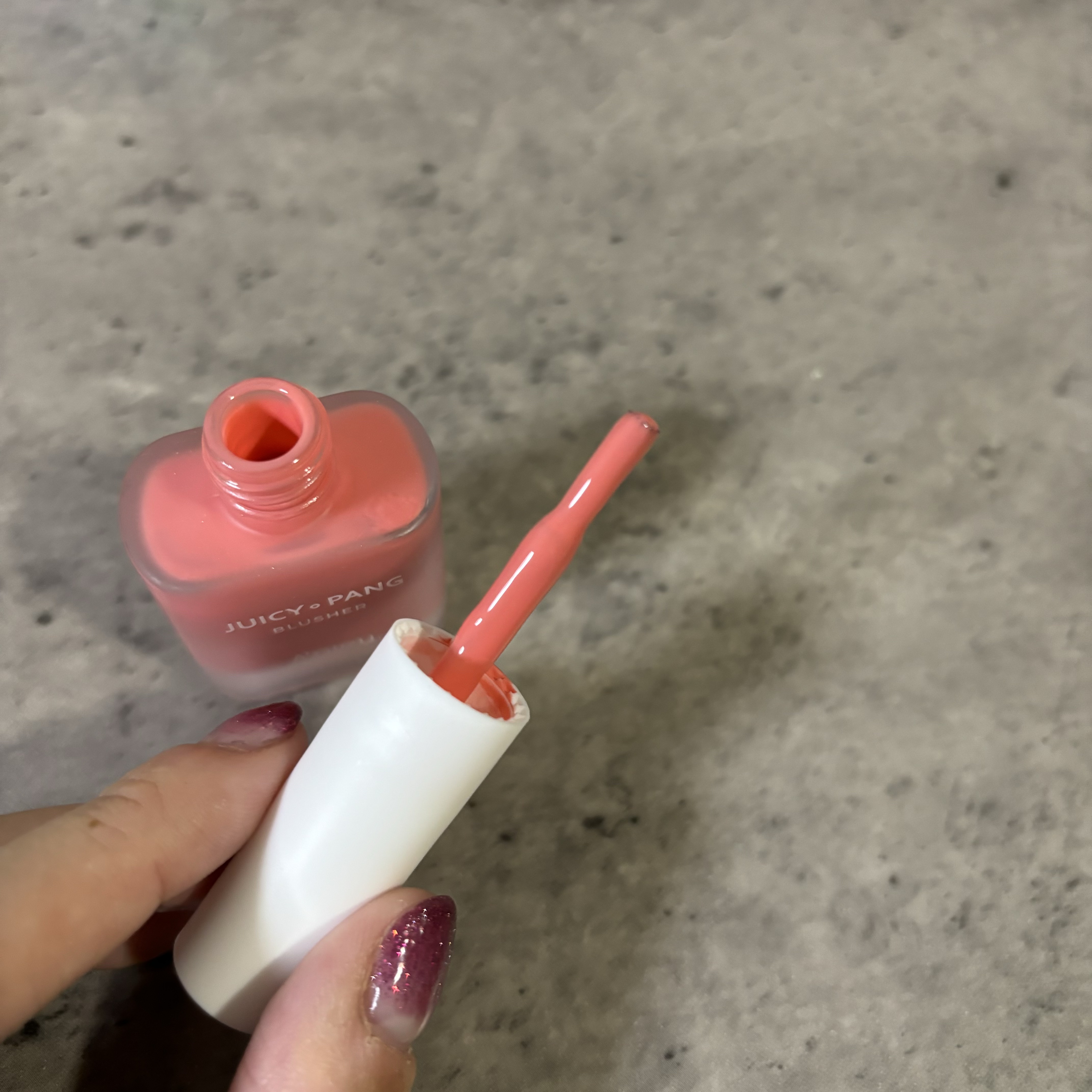 ジューシー パン ウォーター ブラッシャー PK01 STRAWBERRY/A’pieu/リキッドチークを使ったクチコミ（2枚目）