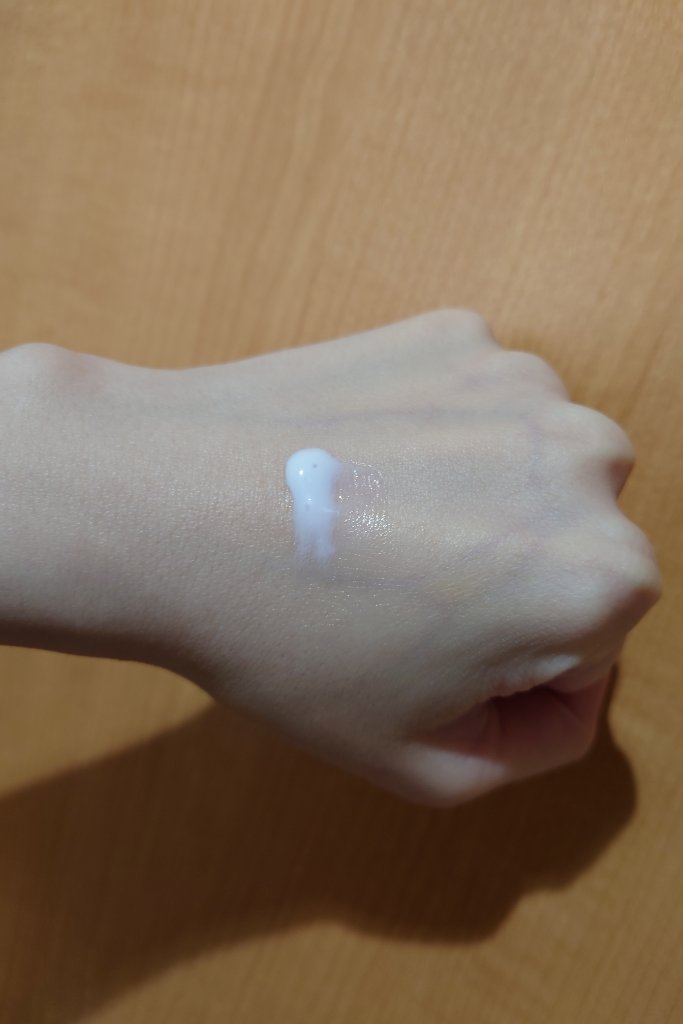 朝用スキンコンディショナー UVミルク/CEZANNE/日焼け止めミルクを使ったクチコミ（3枚目）