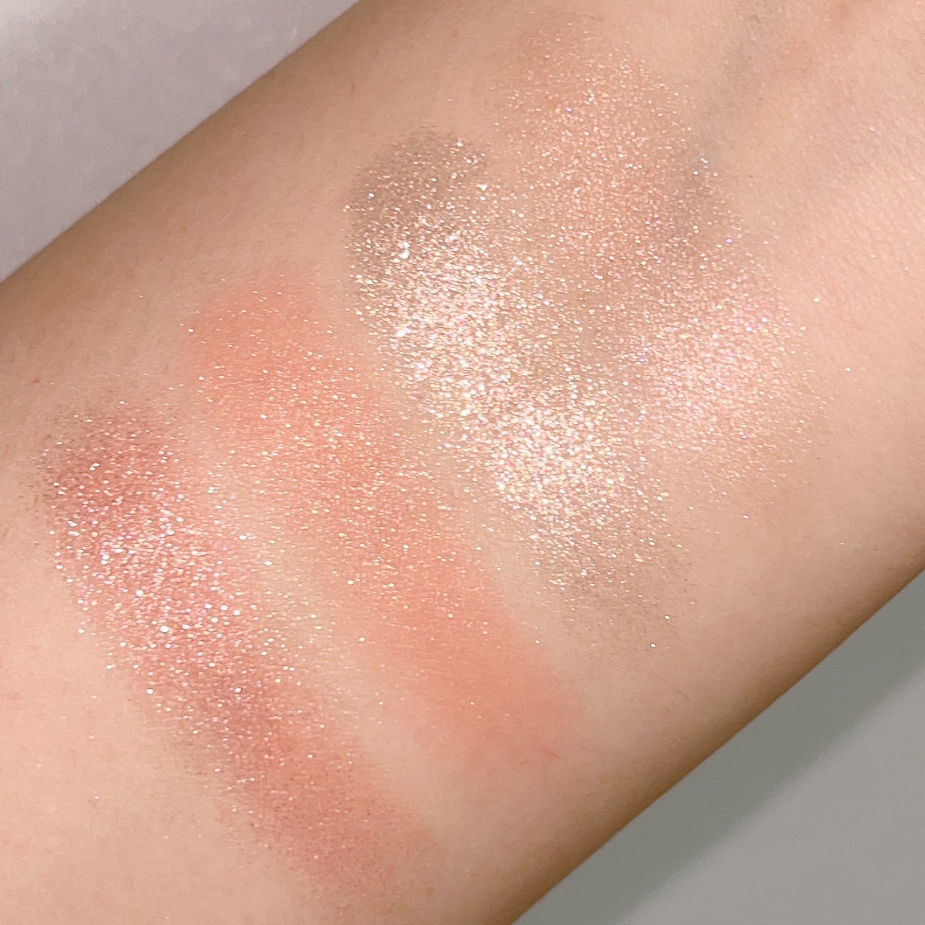 ライトオンアイズシャドウパレット/ルミル/アイシャドウパレットを使ったクチコミ(4枚目)