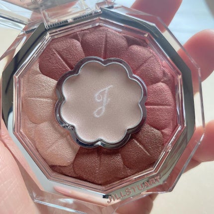ジルスチュアート ブルームクチュール アイズ/JILL STUART/アイシャドウパレットを使ったクチコミ(3枚目)