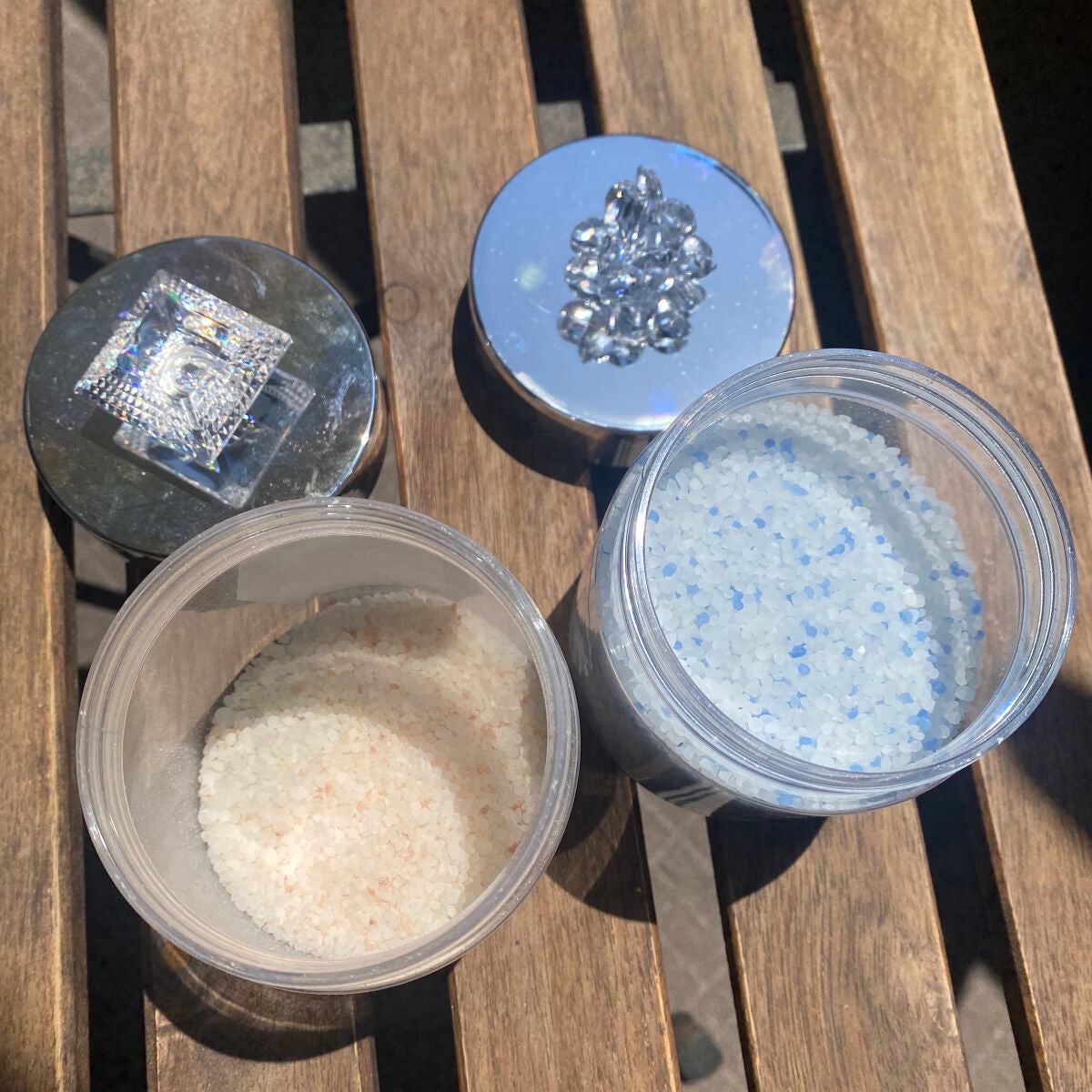 アロマティックバスソルト ホワイトフローラル/JILL STUART/無機塩系入浴剤を使ったクチコミ(3枚目)