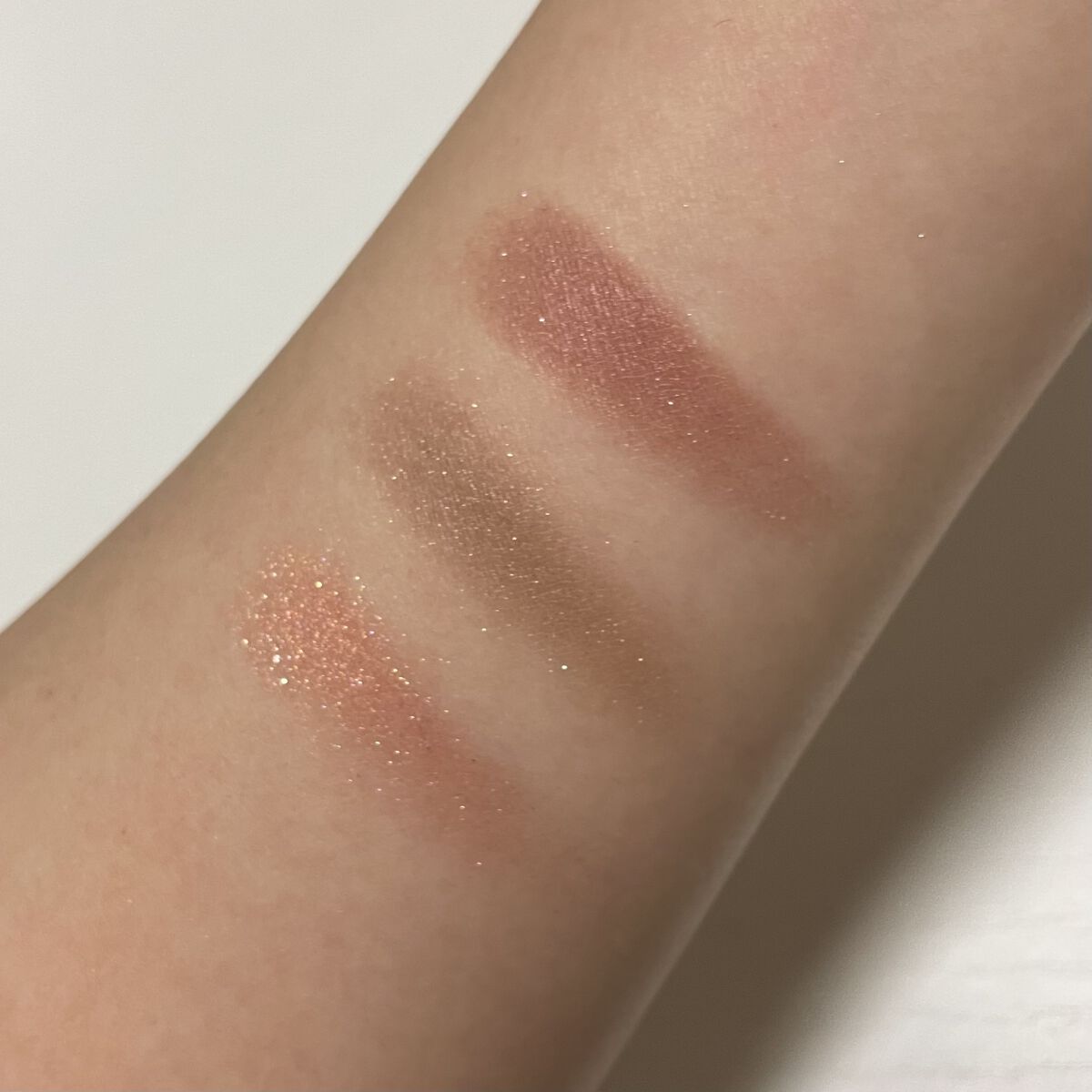 シャドーカスタマイズ/MAJOLICA MAJORCA/単色アイシャドウを使ったクチコミ（3枚目）