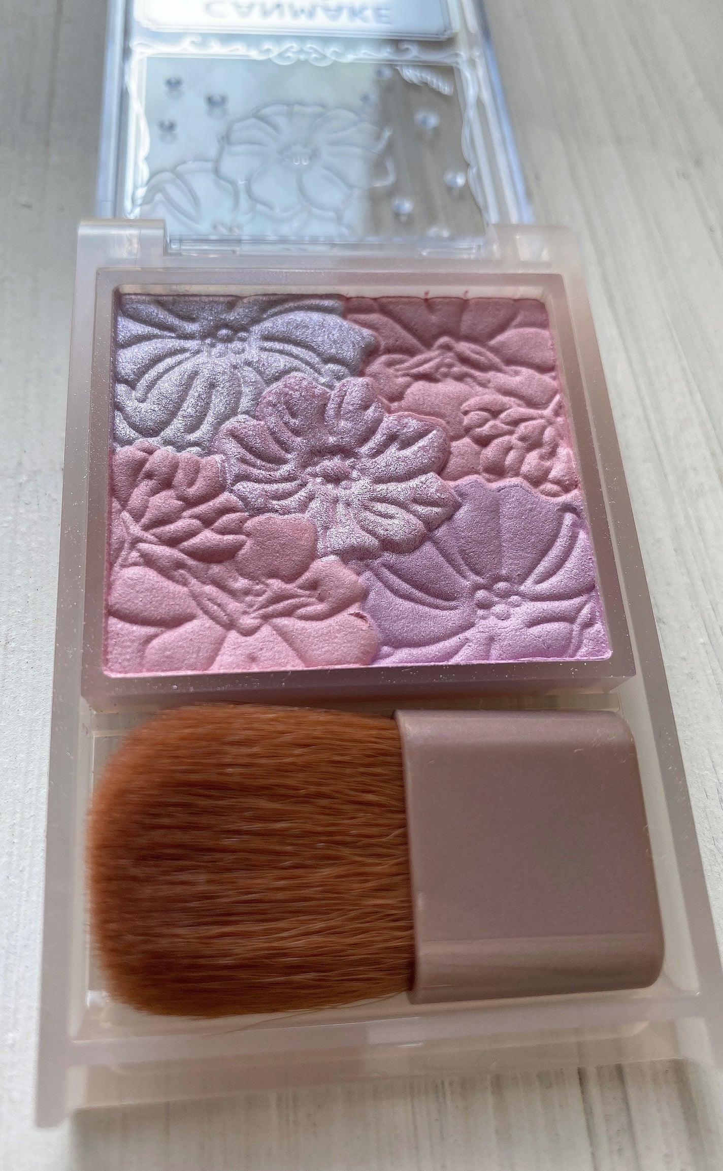 グロウフルールチークス(ブレンドタイプ)/キャンメイク/パウダーチークを使ったクチコミ(2枚目)