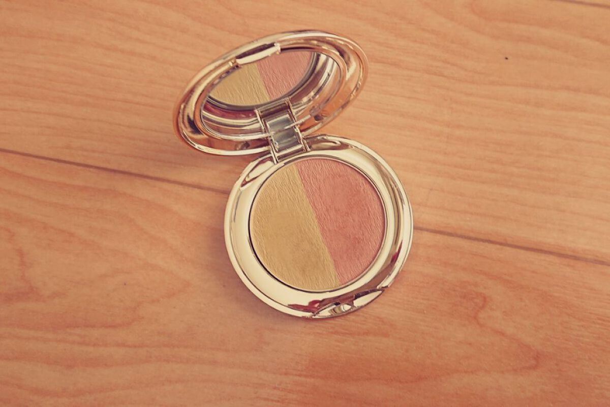 スナイデル シルキー タッチ アイズ/SNIDEL BEAUTY/アイシャドウパレットを使ったクチコミ（1枚目）