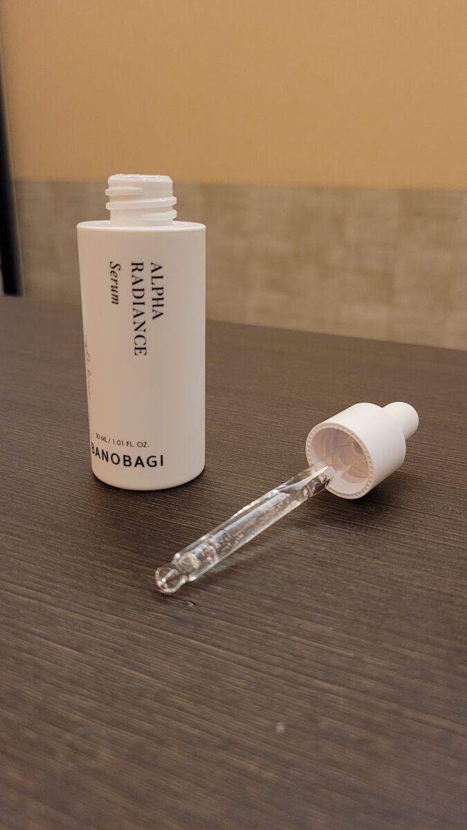 アルファラディアンスグローセラム/BANOBAGI/美容液を使ったクチコミ（2枚目）