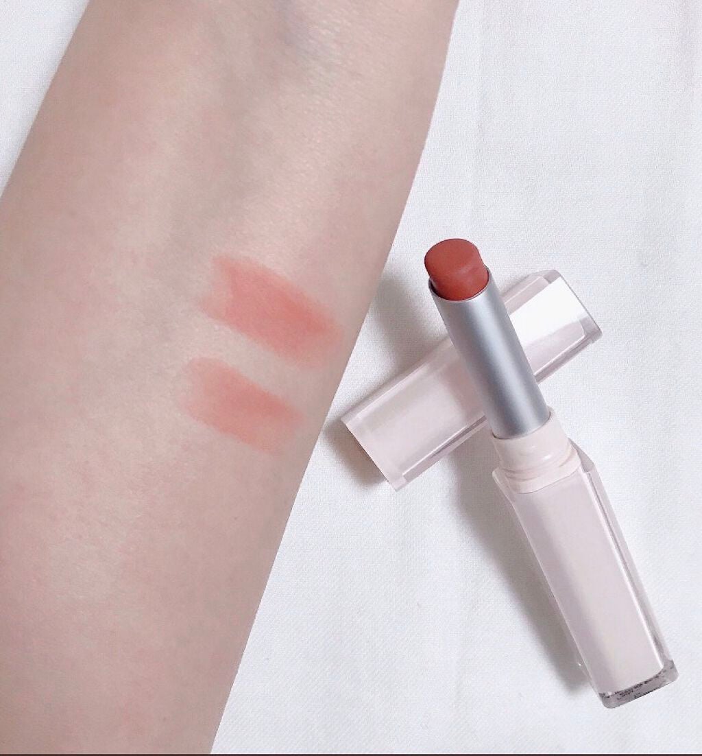 グリッタースノー パウダーヴェールリップトーク/ETUDE/口紅を使ったクチコミ(4枚目)