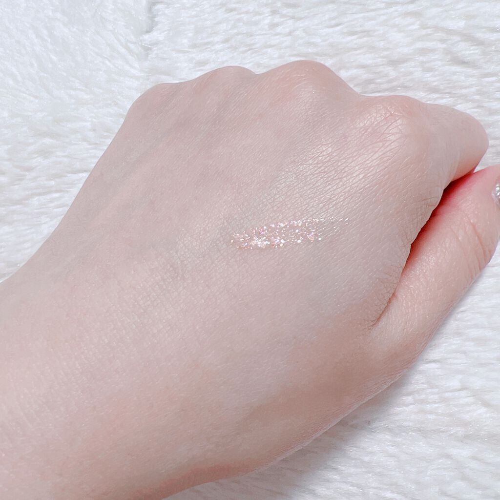 スターリット リキッドグリッター/dasique/メイクアップを使ったクチコミ（2枚目）
