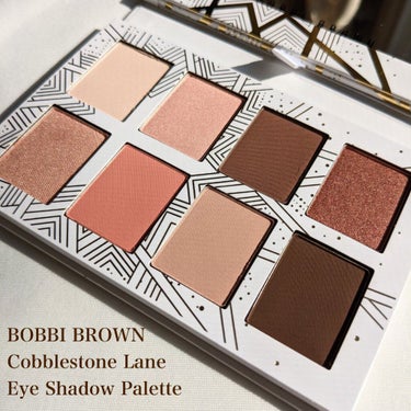 BOBBI BROWN コブルストーン レーン アイシャドウ パレットのクチコミ「【BOBBI BROWN Cobblestone Lane Eye Shadow Palett.....」（1枚目）