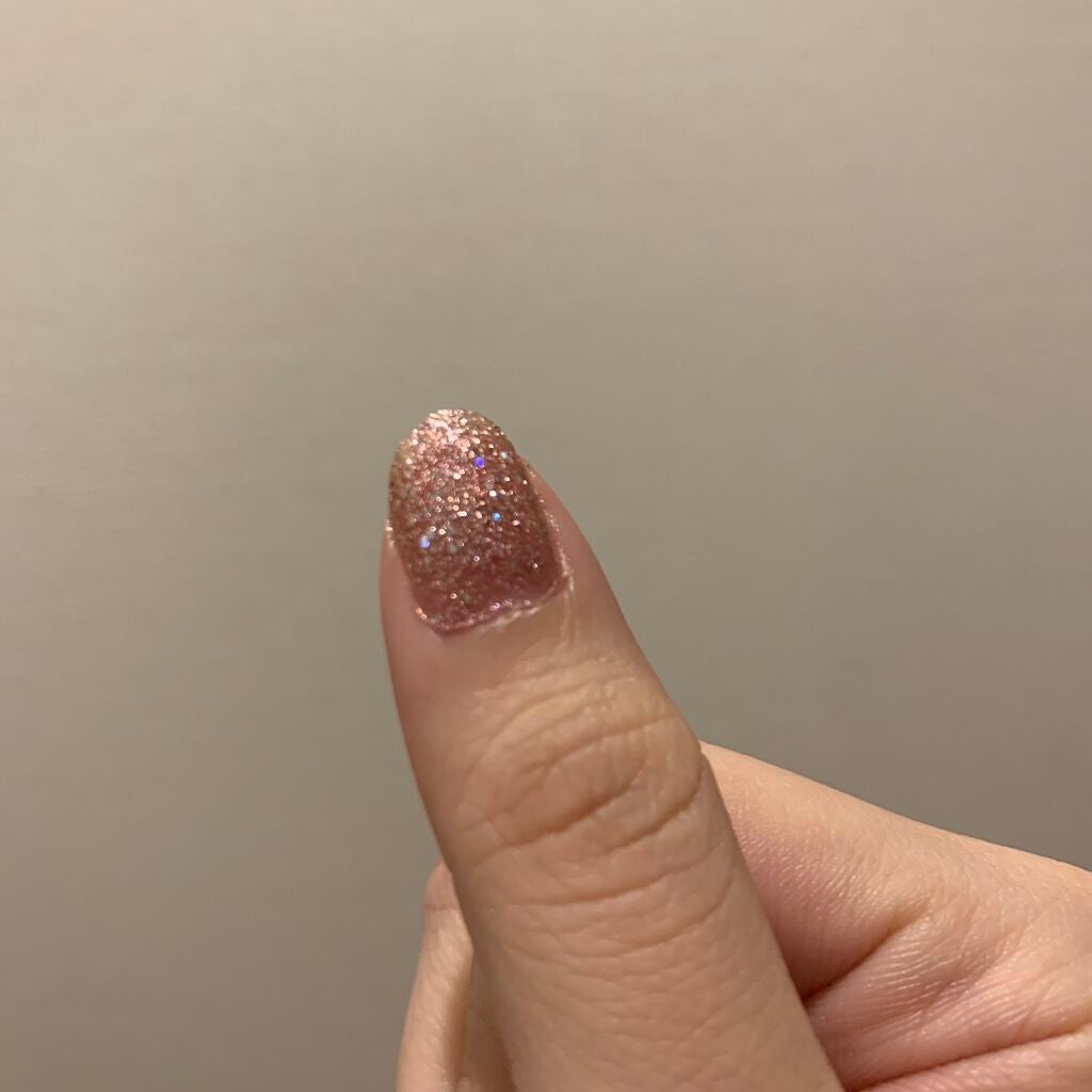 カラフルネイルズ/キャンメイク/マニキュアを使ったクチコミ(2枚目)