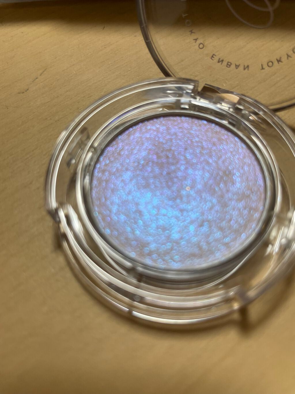 マルチグリッターカラー/ENBAN TOKYO/単色アイシャドウを使ったクチコミ(2枚目)