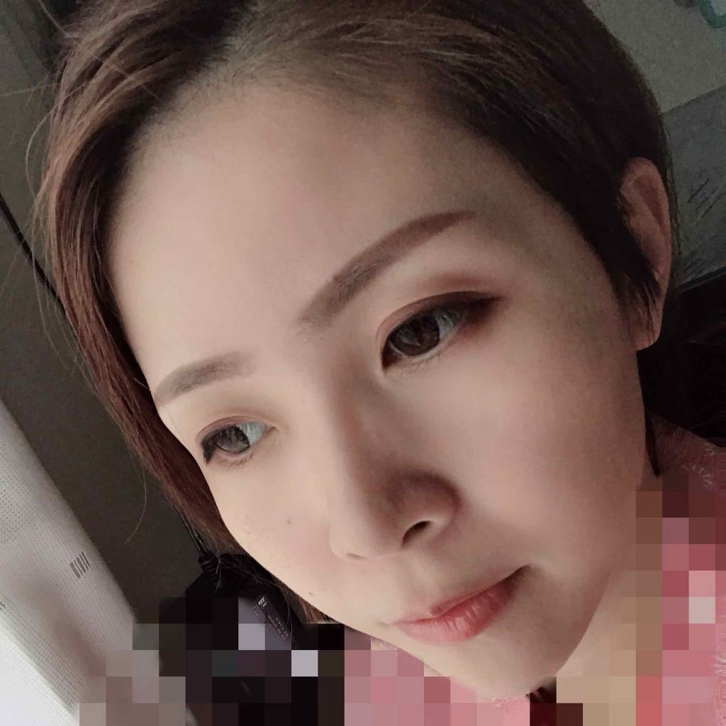 マットシフォン UVリキッドファンデ/KiSS/リキッドファンデーションを使ったクチコミ（1枚目）