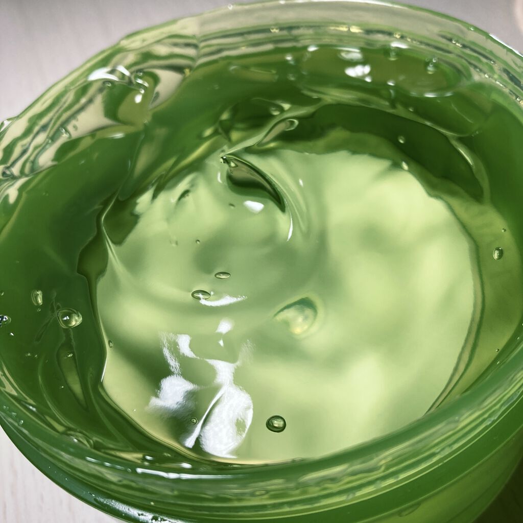 マイルド＆モイスチャーアロエジェル/ネイチャーリパブリック/ボディローションを使ったクチコミ（2枚目）