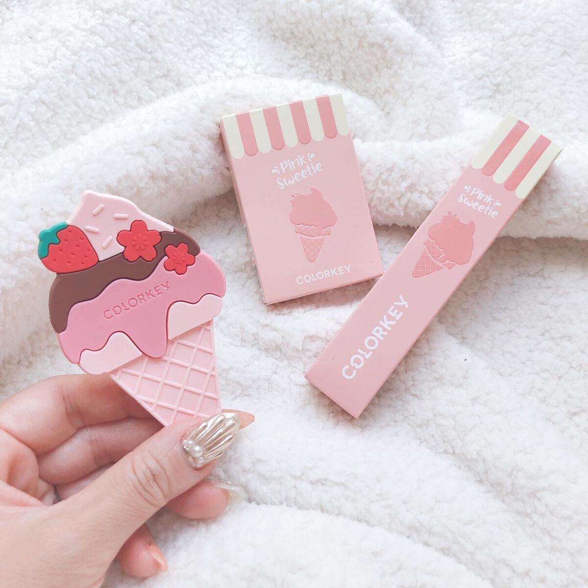 四色アイシャドウパレット/COLORKEY/アイシャドウパレットを使ったクチコミ(5枚目)