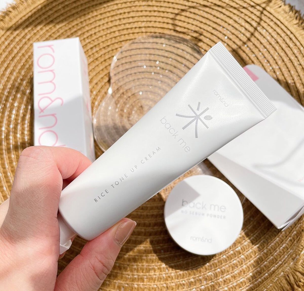 バックミートーンアップクリーム/rom&nd/化粧下地を使ったクチコミ（3枚目）