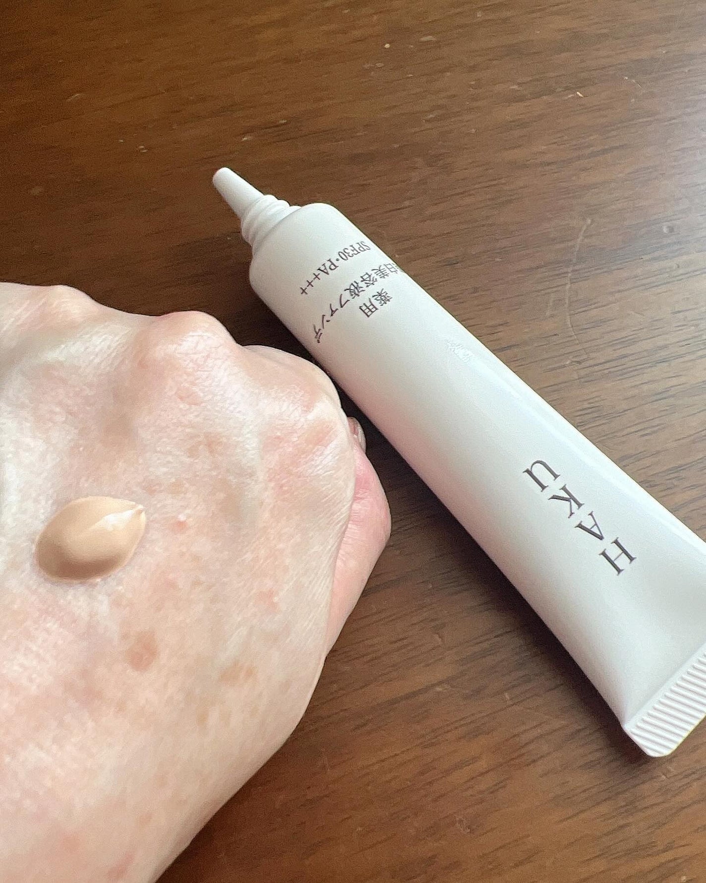 薬用 美白美容液ファンデ(医薬部外品)/HAKU/クリーム・エマルジョンファンデーションを使ったクチコミ(2枚目)