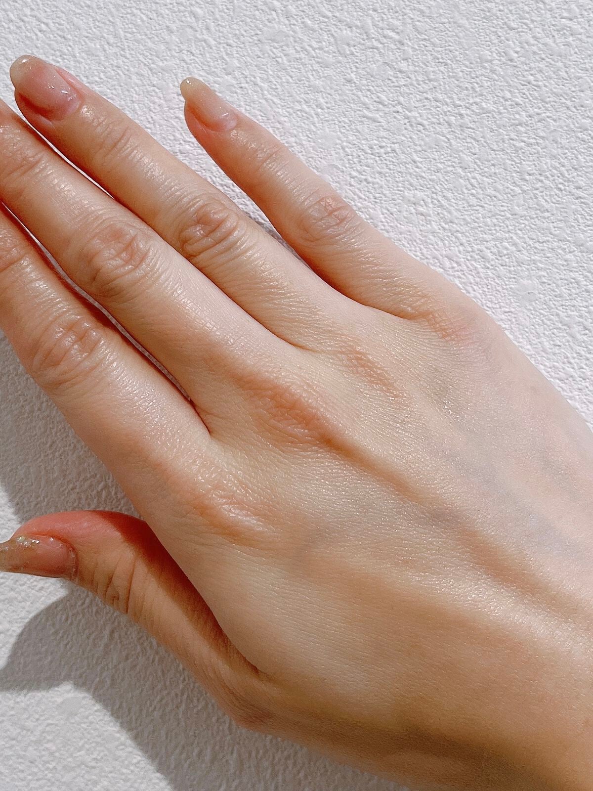 ウェルネス ボディジェルクリーム ユーカリ& ローズマリー/THE BODY SHOP/ボディクリームを使ったクチコミ(4枚目)