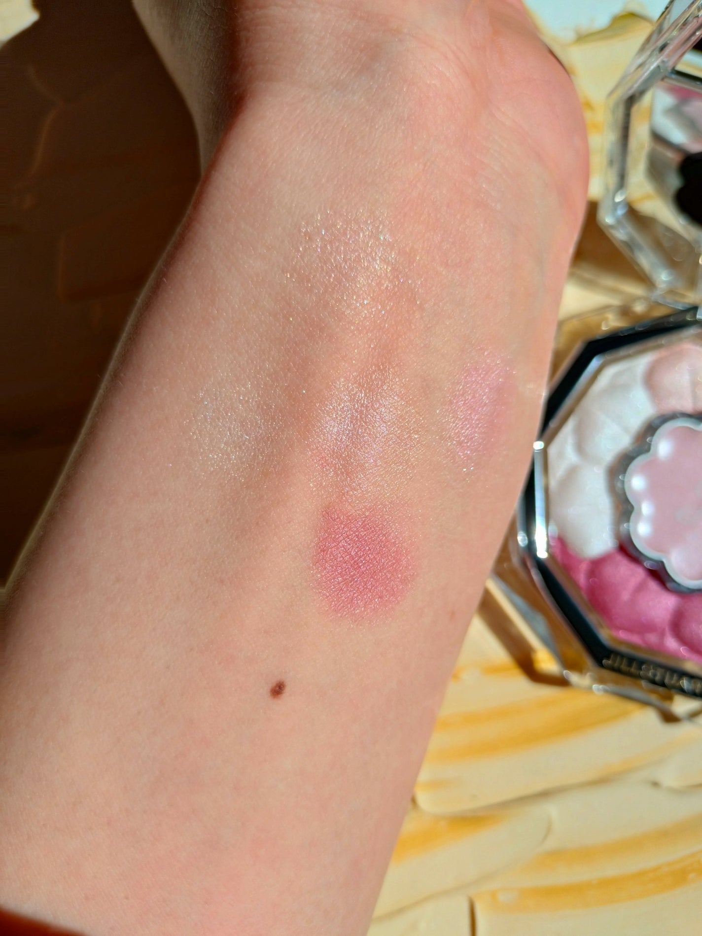 ジルスチュアート ブルームクチュール アイズ/JILL STUART/アイシャドウパレットを使ったクチコミ(3枚目)