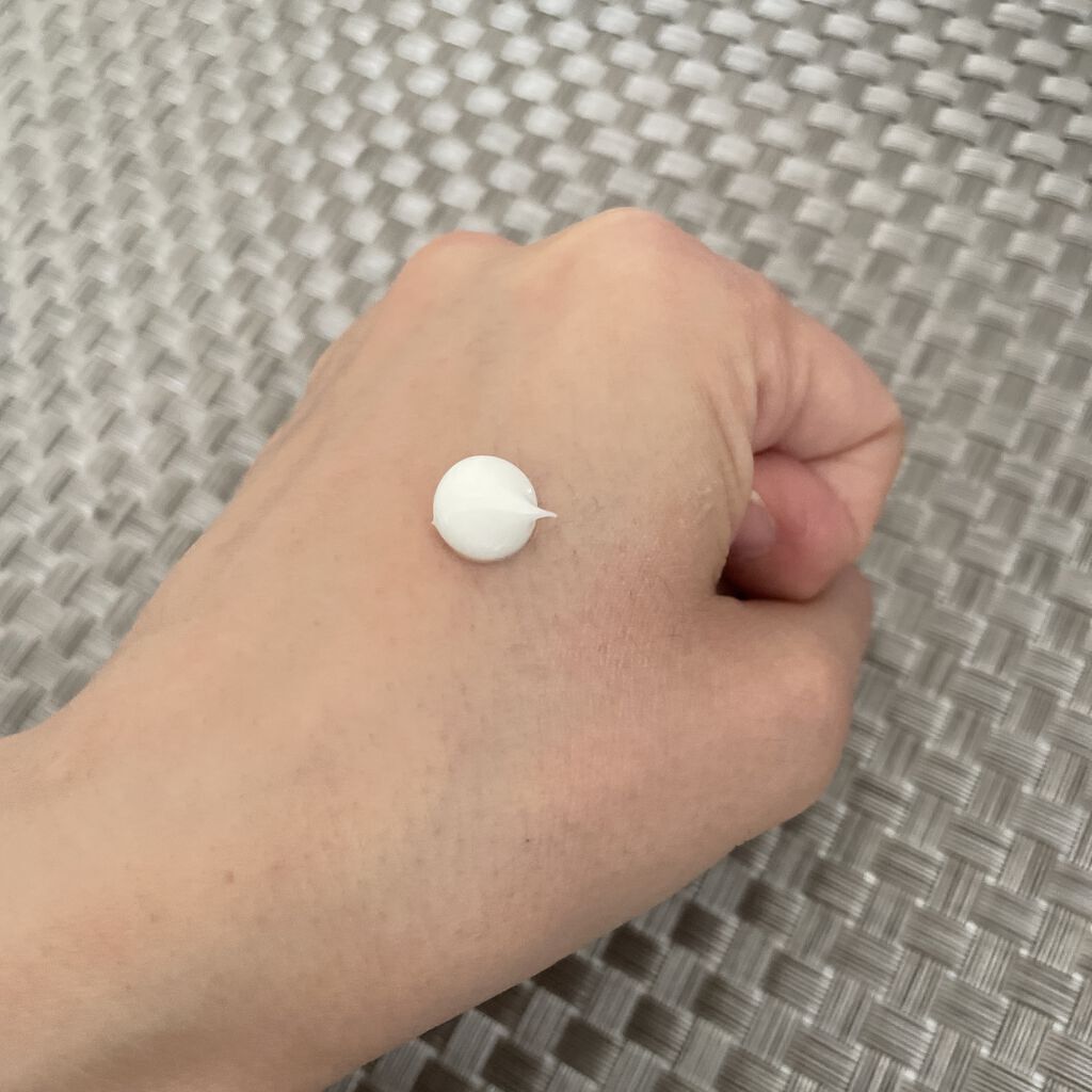 ハウス オブ ローゼ アロマモイスチュア ハンドクリームのクチコミ「【使った商品】
HOUSE OF ROSE
アロマモイスチュア ハンドクリーム
50g

【商.....」（2枚目）