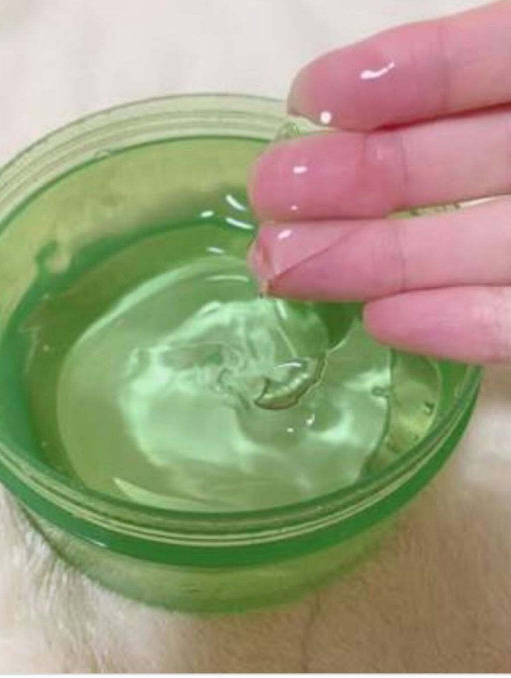 マイルド＆モイスチャーアロエジェル/ネイチャーリパブリック/ボディローションを使ったクチコミ（2枚目）