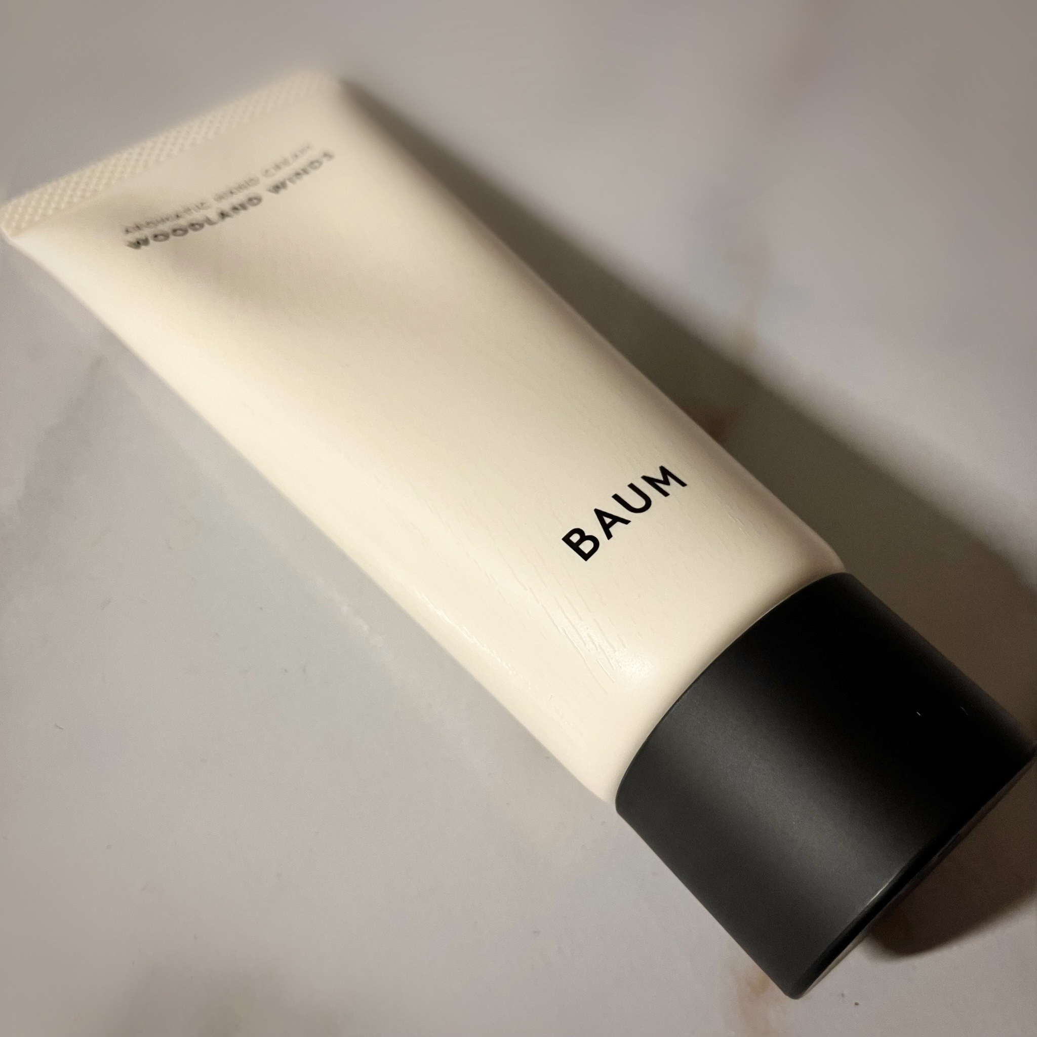 バウム アロマティック ハンドクリーム n　ウッドランド ウインズ 75g(本体) 【旧】/BAUM/ハンドクリームを使ったクチコミ（1枚目）