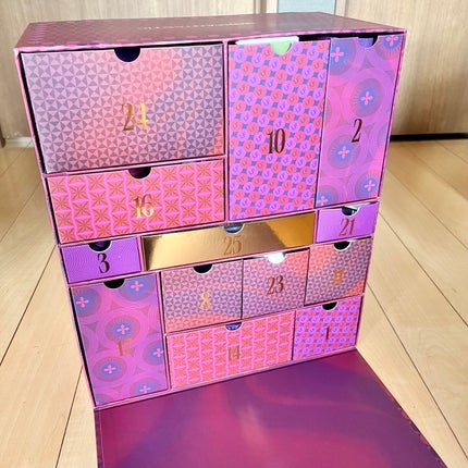 aknmr on LIPS 「いまさらだけど#lookfantasticの #アドベントカレ..」(2枚目)