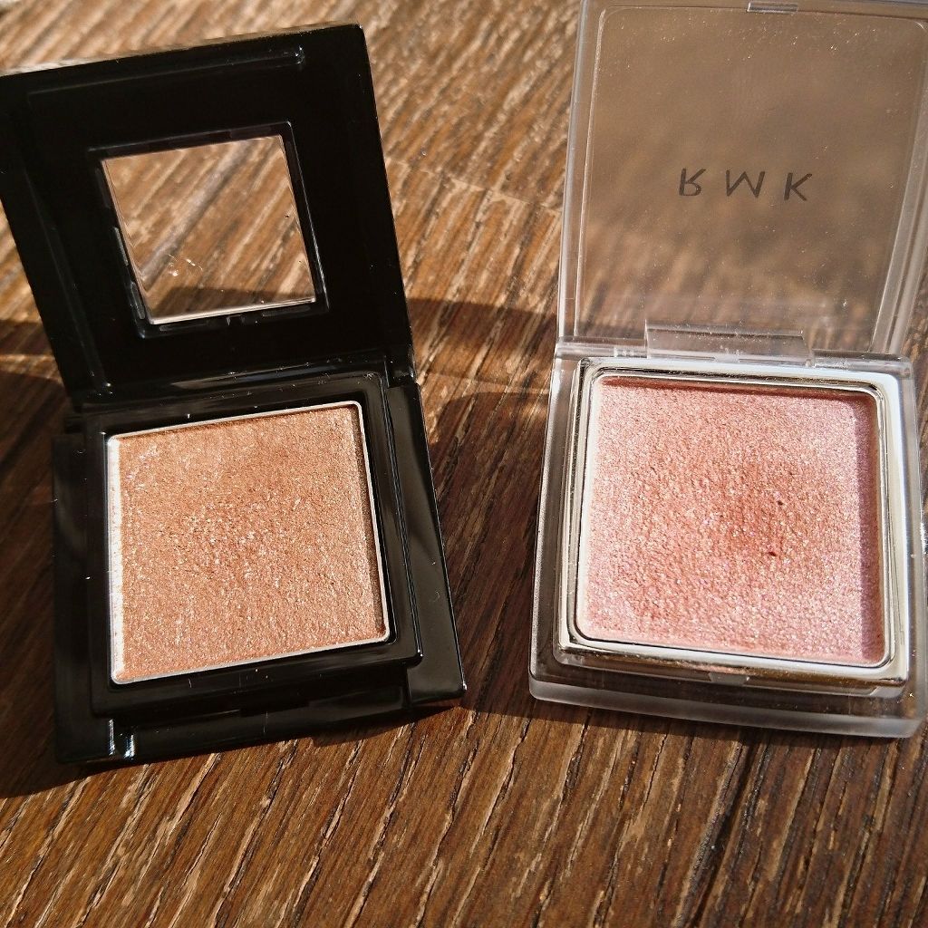 インジーニアス パウダーアイズ N/RMK/単色アイシャドウを使ったクチコミ(1枚目)