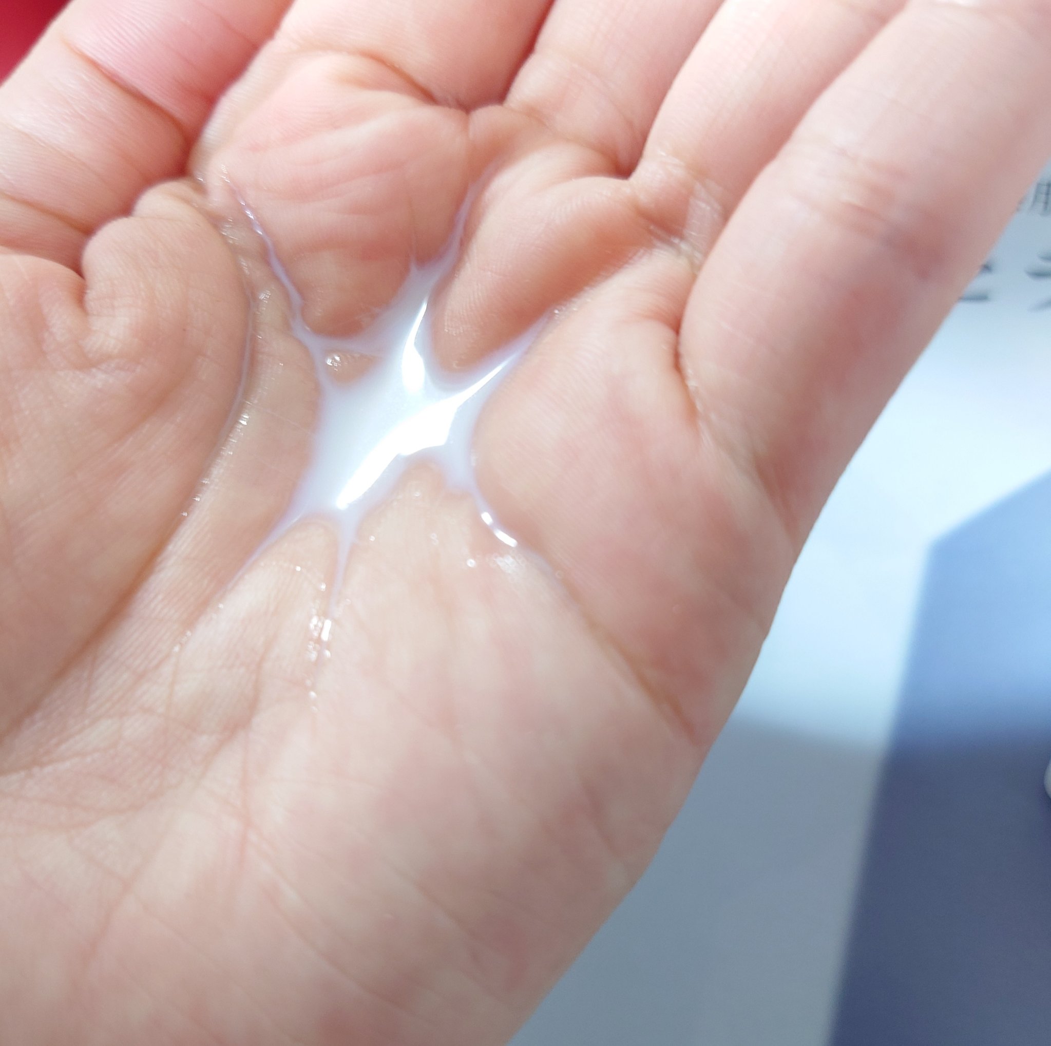 アピボタニカナノ エマルジョン/エリデン/美容液を使ったクチコミ（3枚目）