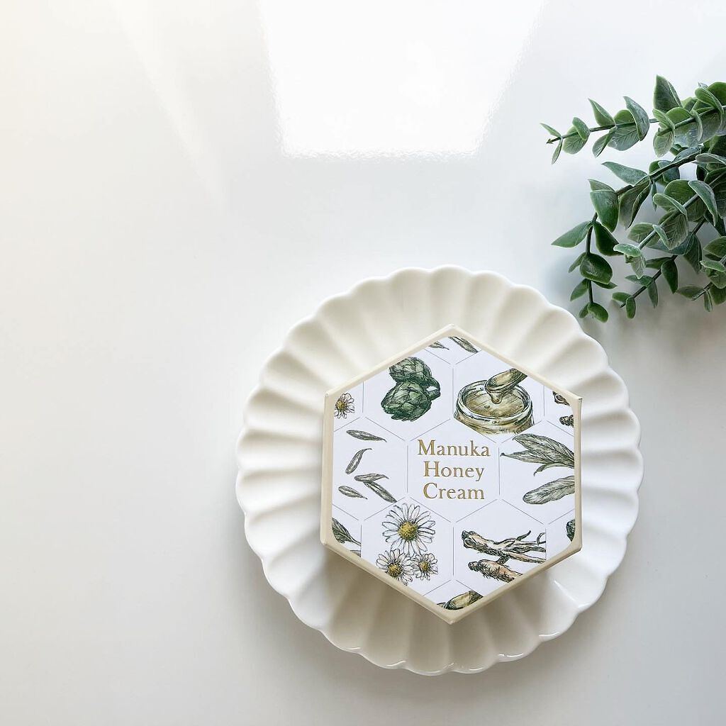 マヌカハニー クリーム/アピセラピーコスメティクス/フェイスクリームを使ったクチコミ(2枚目)