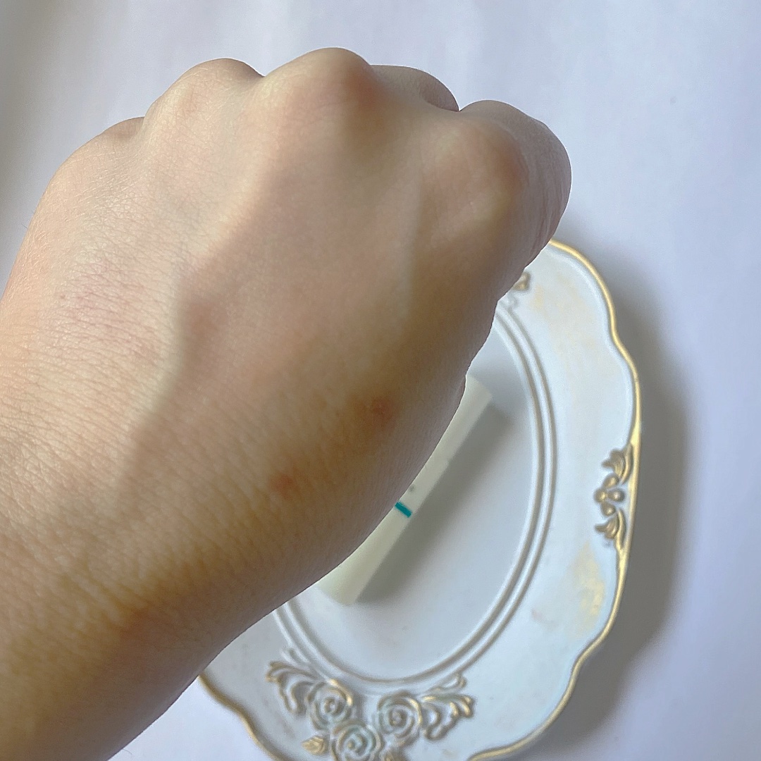 クレビス リ・ミーエッセンスジェル  無香料/clevis/ボディローションを使ったクチコミ（3枚目）