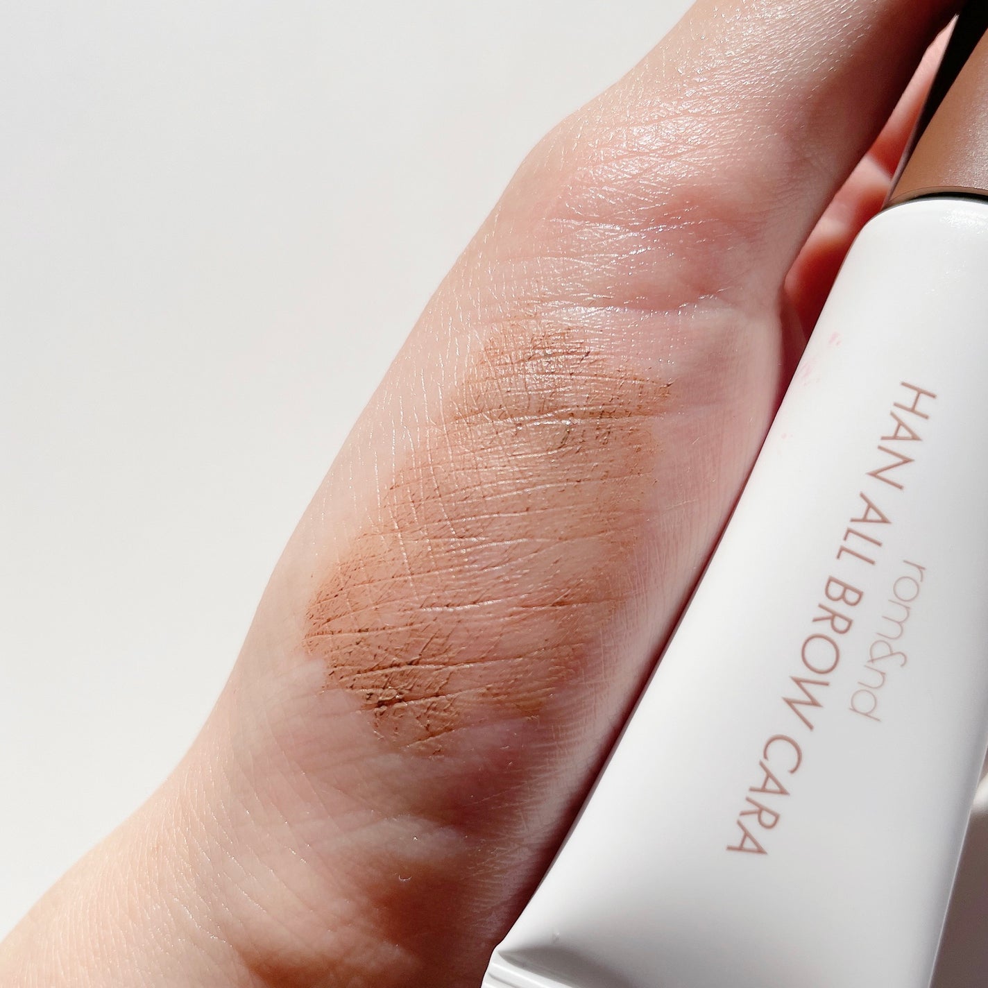 ハンオールブロウカラ/rom&nd/眉マスカラを使ったクチコミ(3枚目)