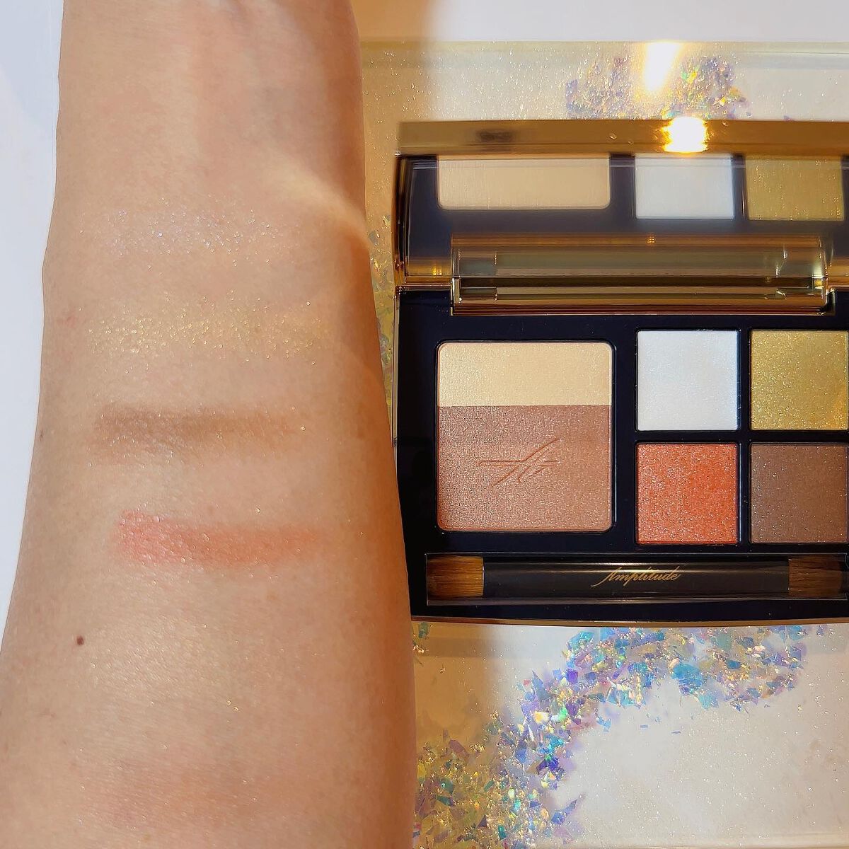 コンスピキュアス アイ&チークカラーパレット リミテッドコレクション c/Amplitude/アイシャドウパレットを使ったクチコミ(2枚目)