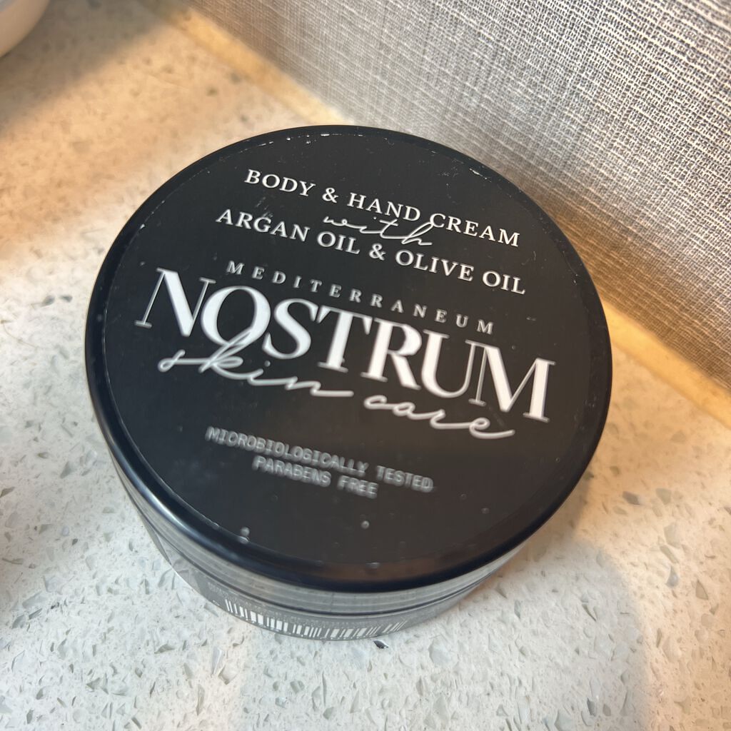 ノストラム ボディ＆ハンドクリーム/メディテラニアン コスメティックス ジャパン/ボディクリームを使ったクチコミ（1枚目）