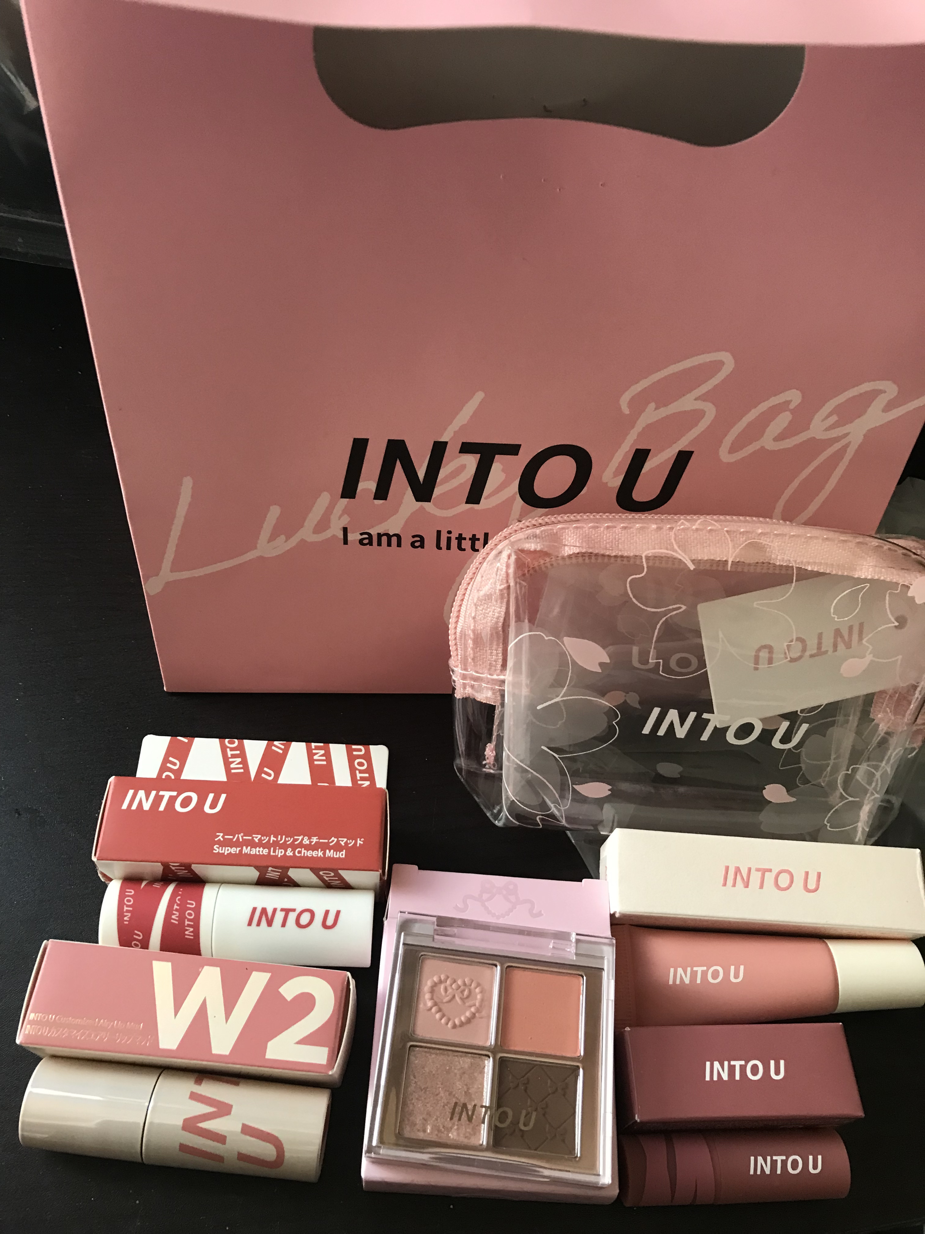 カスタマイズエアリーリップマッド/INTO U/口紅を使ったクチコミ（3枚目）