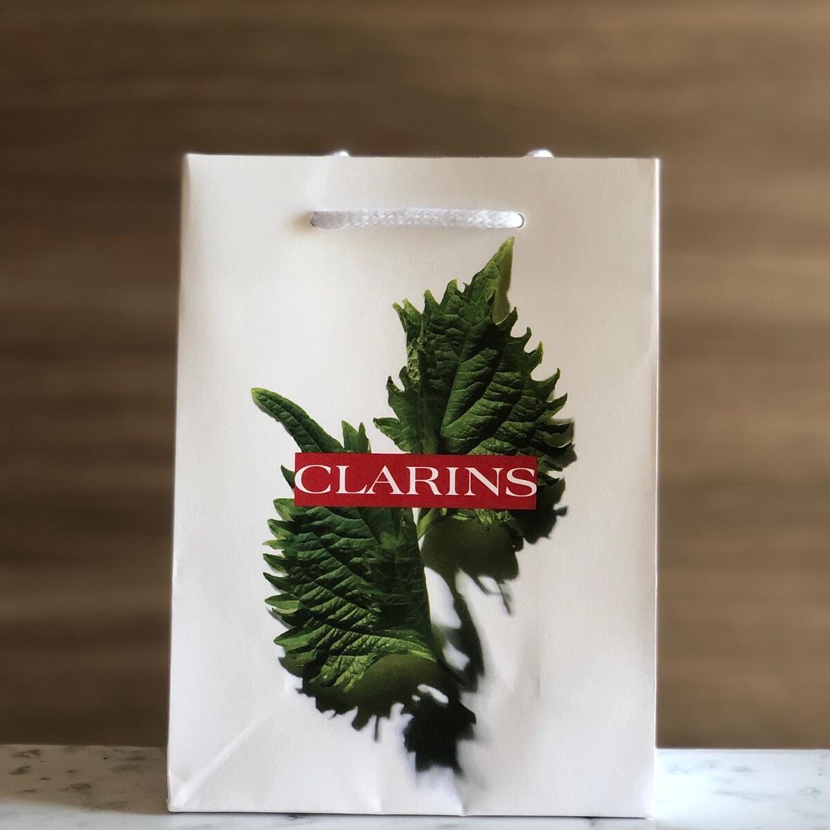 リップコンフォートオイル 01 ハニー/CLARINS/リップグロスを使ったクチコミ（2枚目）