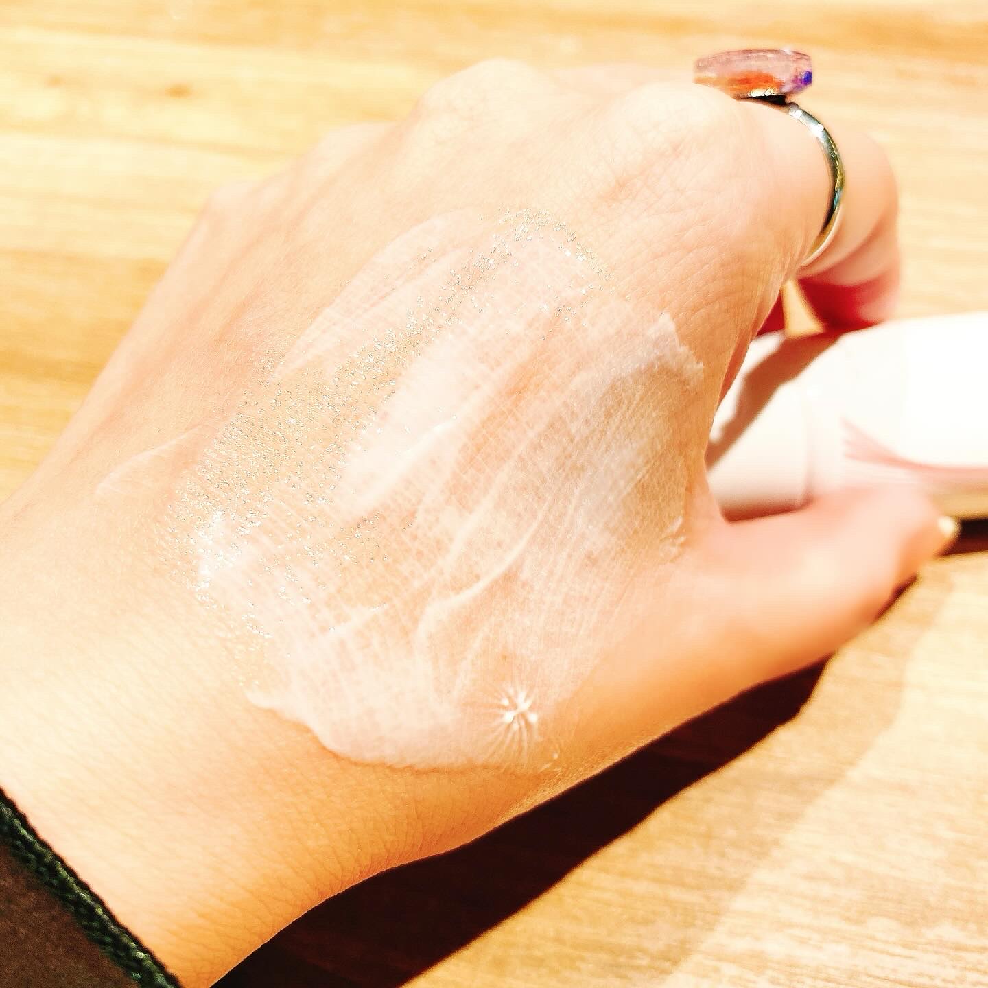 レッドスージングAIリペアクリーム/PHYSIOGEL/乳液を使ったクチコミ（3枚目）