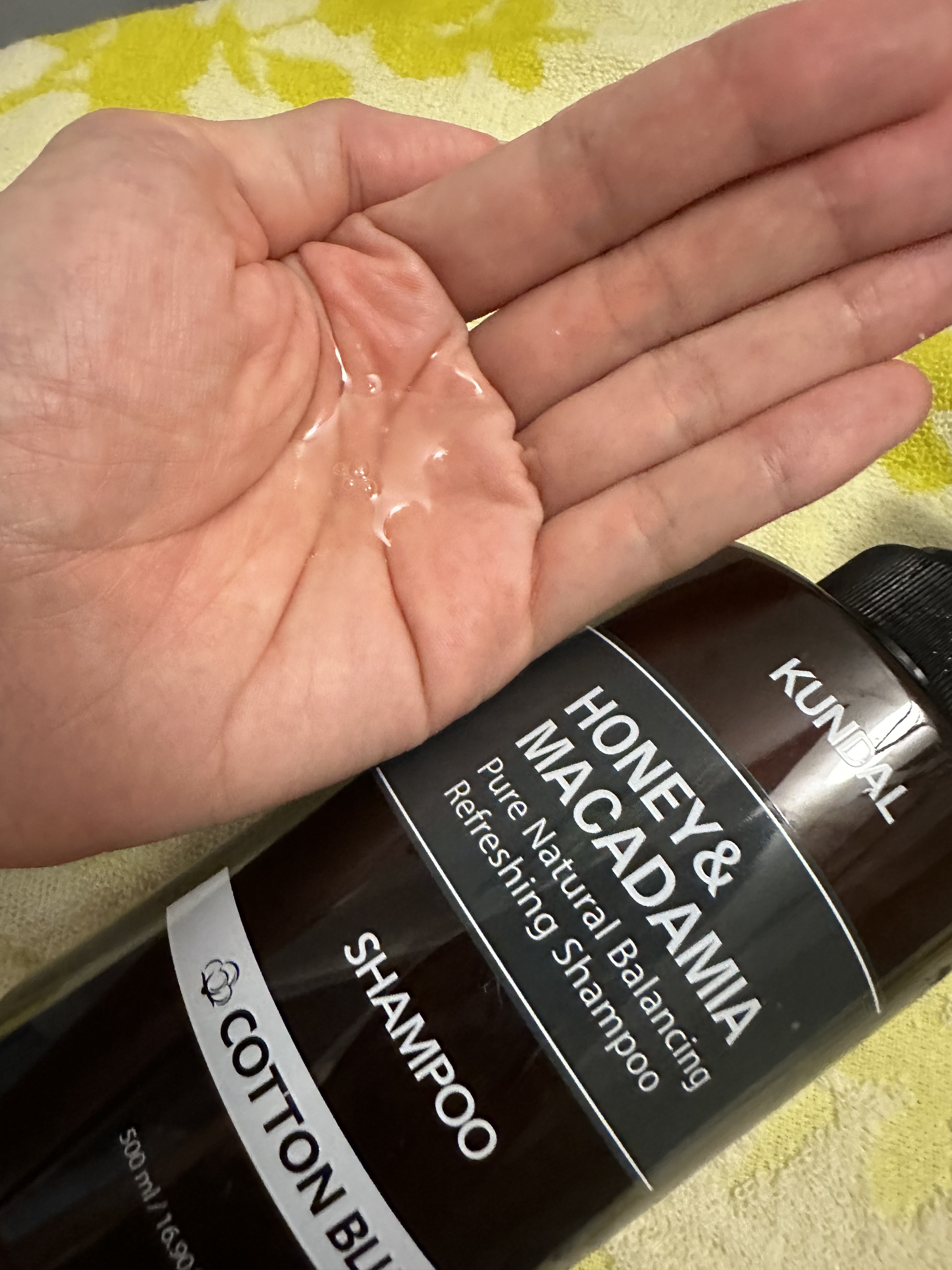 ハニー&マカデミアシャンプー／トリートメント  LA VIE EN RORE  /KUNDAL/市販シャンプーを使ったクチコミ（3枚目）