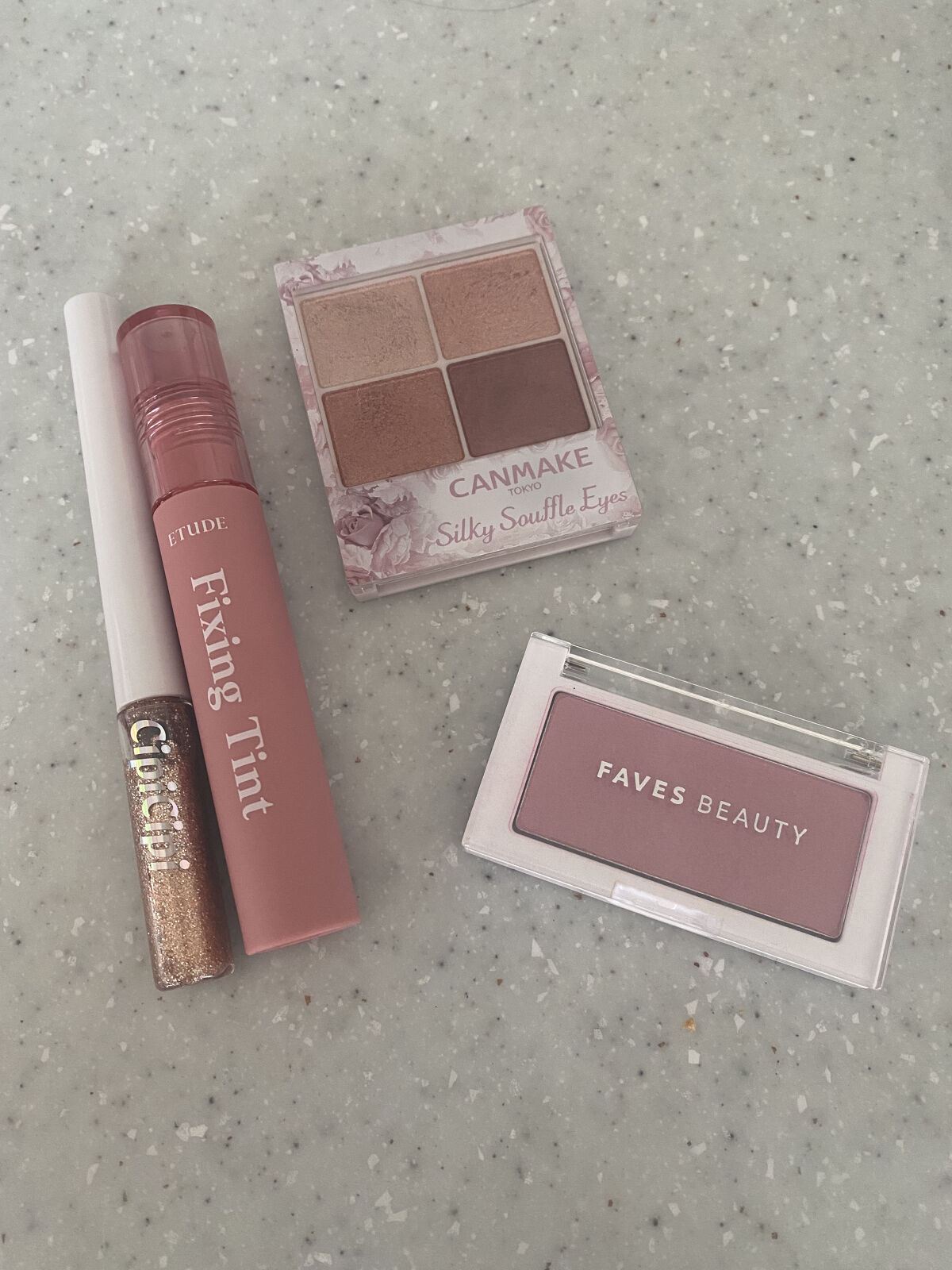 シルキースフレアイズ/キャンメイク/アイシャドウパレットを使ったクチコミ（3枚目）
