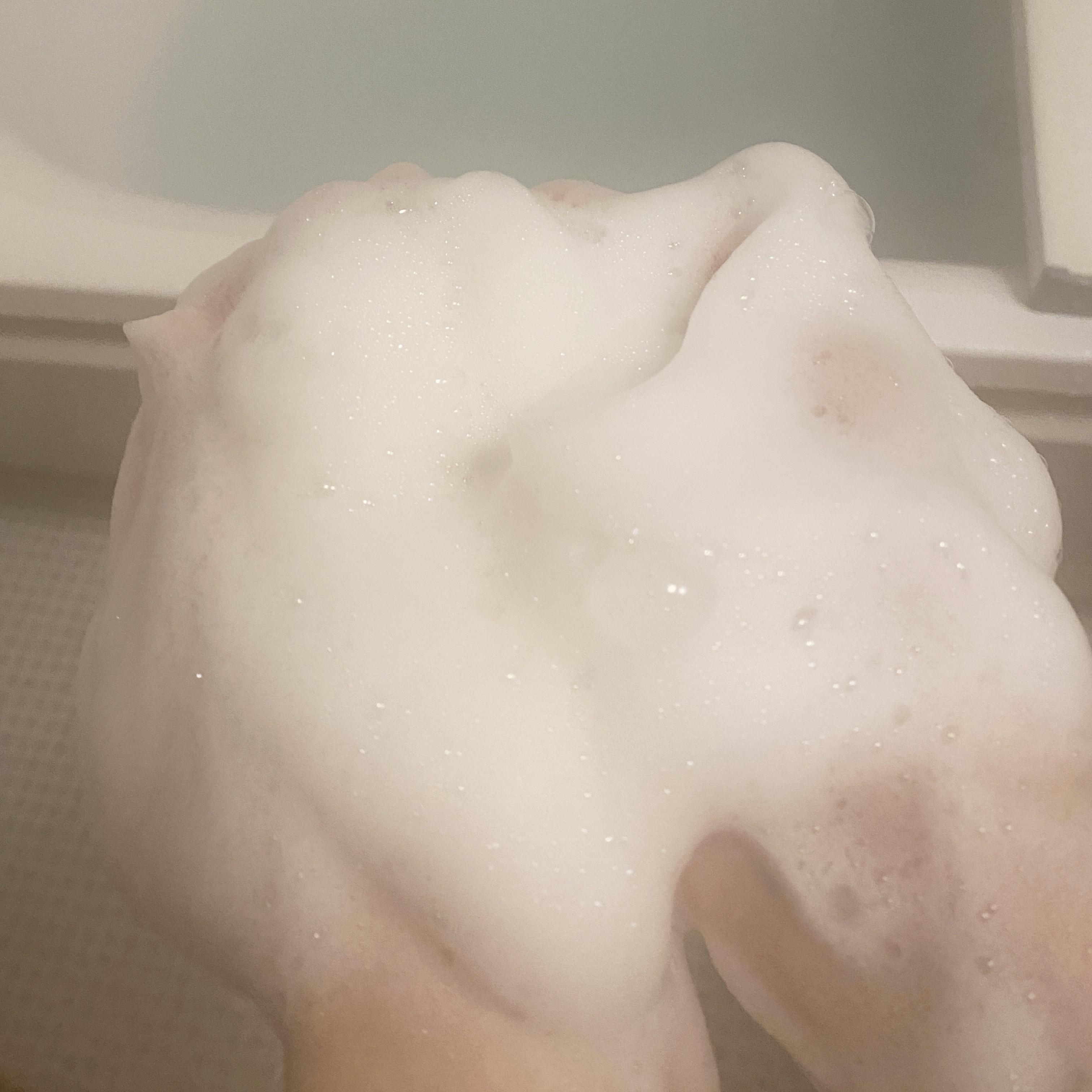 ナイトコラーゲンシャンプーミッドナイトフォレスト/treecell/市販シャンプーを使ったクチコミ（2枚目）