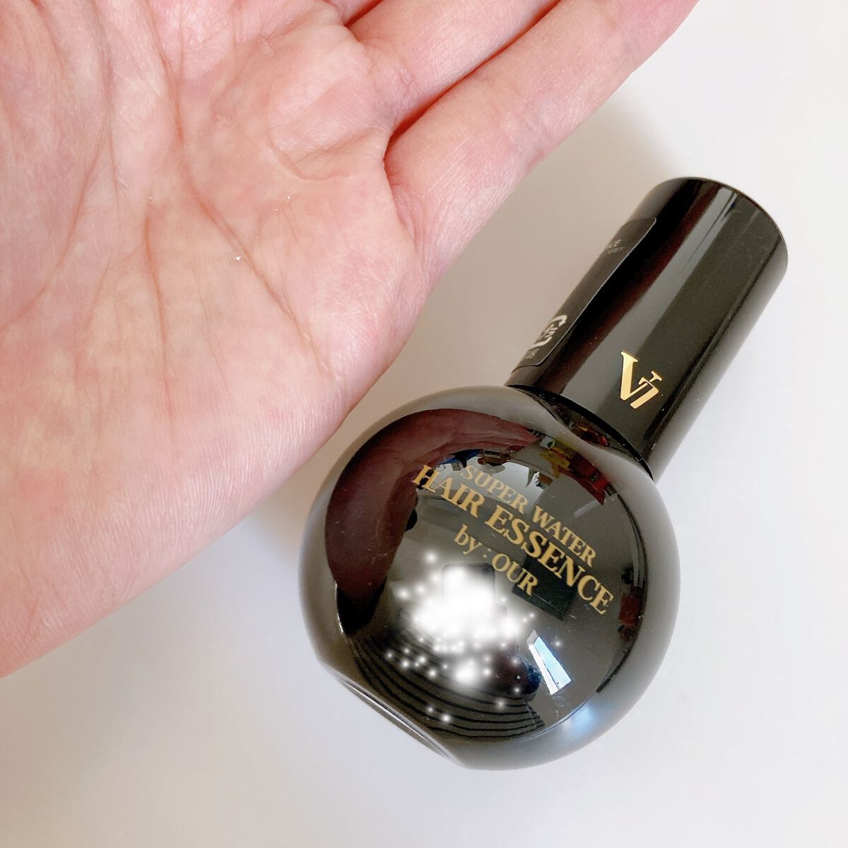 V7 スーパーウォーター ヘアエッセンス/by : OUR/アウトバストリートメントを使ったクチコミ（3枚目）