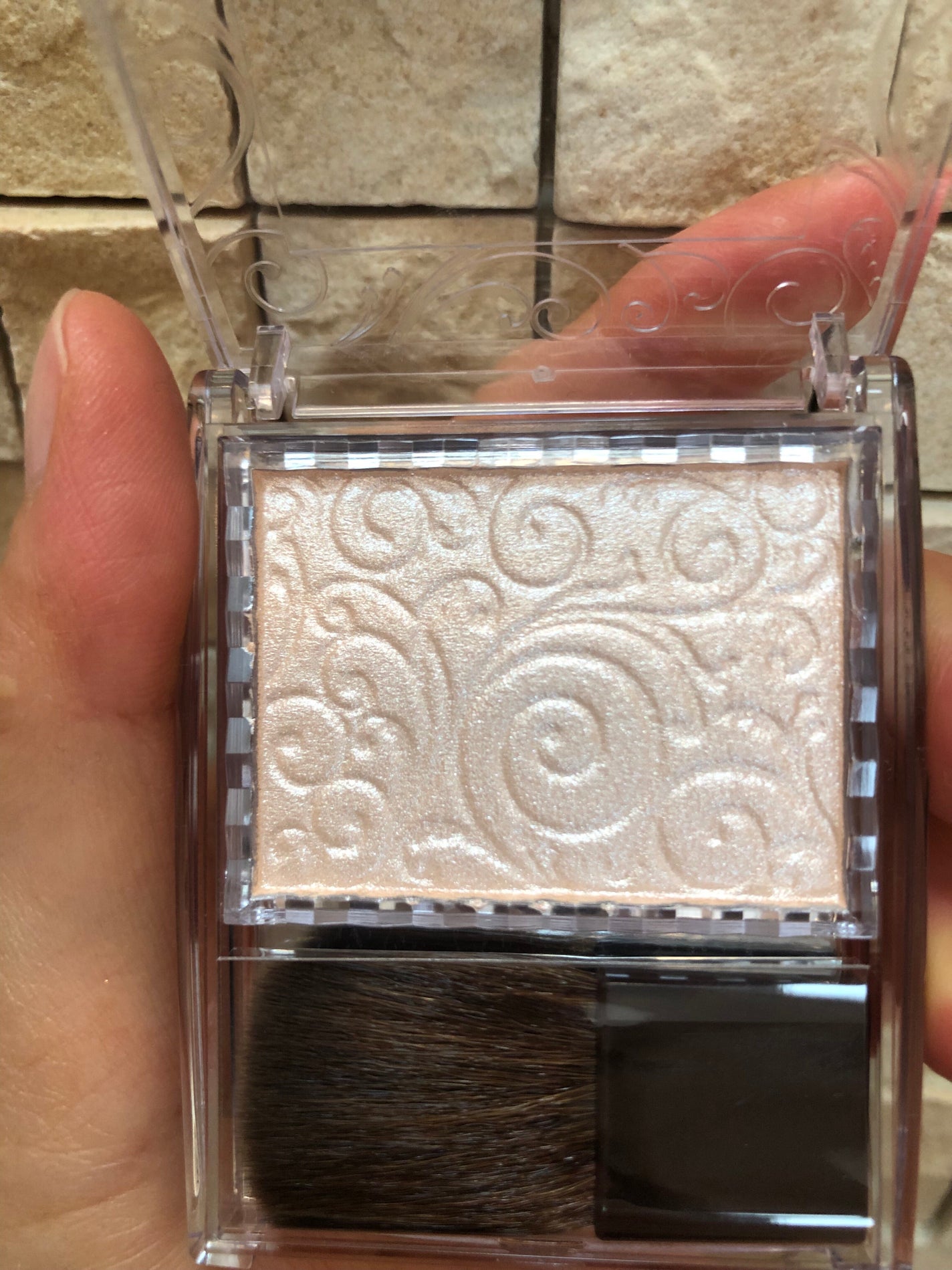 パールグロウハイライト/CEZANNE/パウダーハイライトを使ったクチコミ(2枚目)