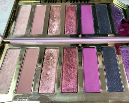 ラズル ダズル ベリー アイシャドウ パレット/Too Faced/アイシャドウパレットを使ったクチコミ(2枚目)