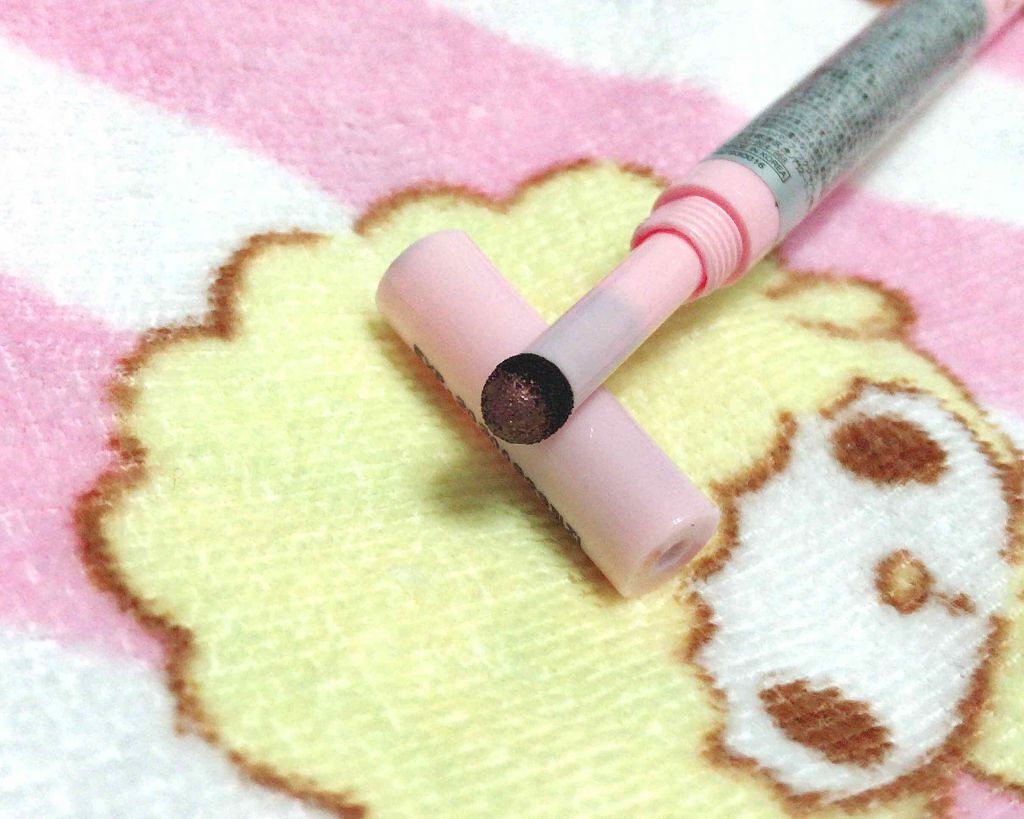 ディア ガールズ キュートアイズ メーカー/ETUDE/スティックアイシャドウを使ったクチコミ（3枚目）